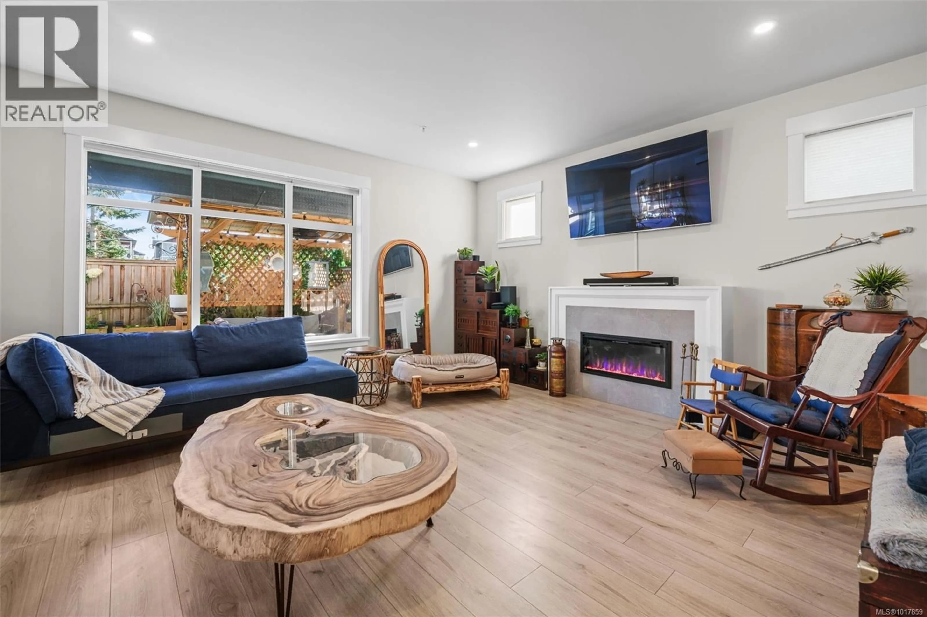 Living room with furniture, unknown for 6541 NOBLEWOOD PLACE, Sooke British Columbia V9Z0W3