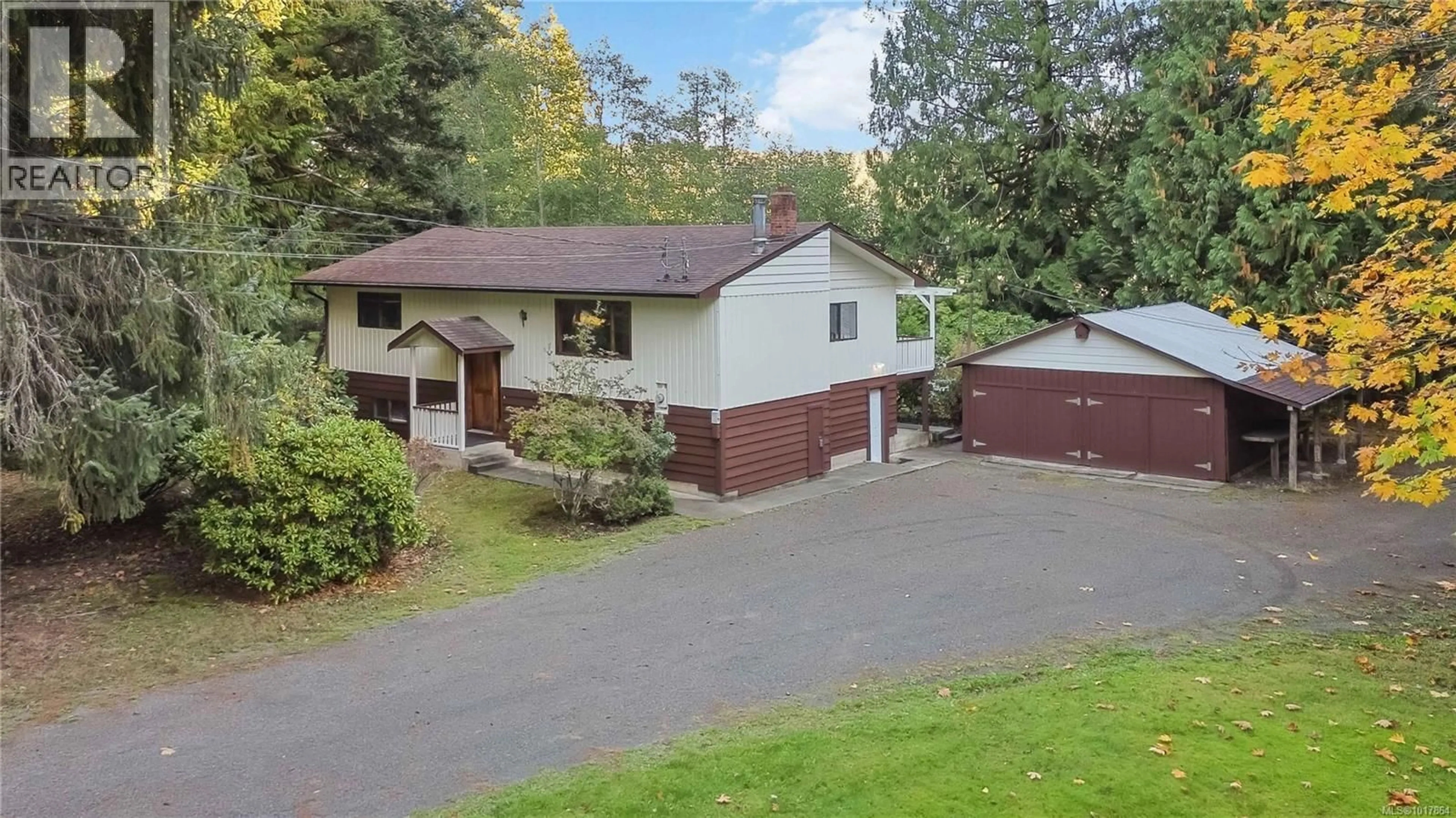 A pic from outside/outdoor area/front of a property/back of a property/a pic from drone, street for 3384 OTTER POINT ROAD, Sooke British Columbia V9Z0J9