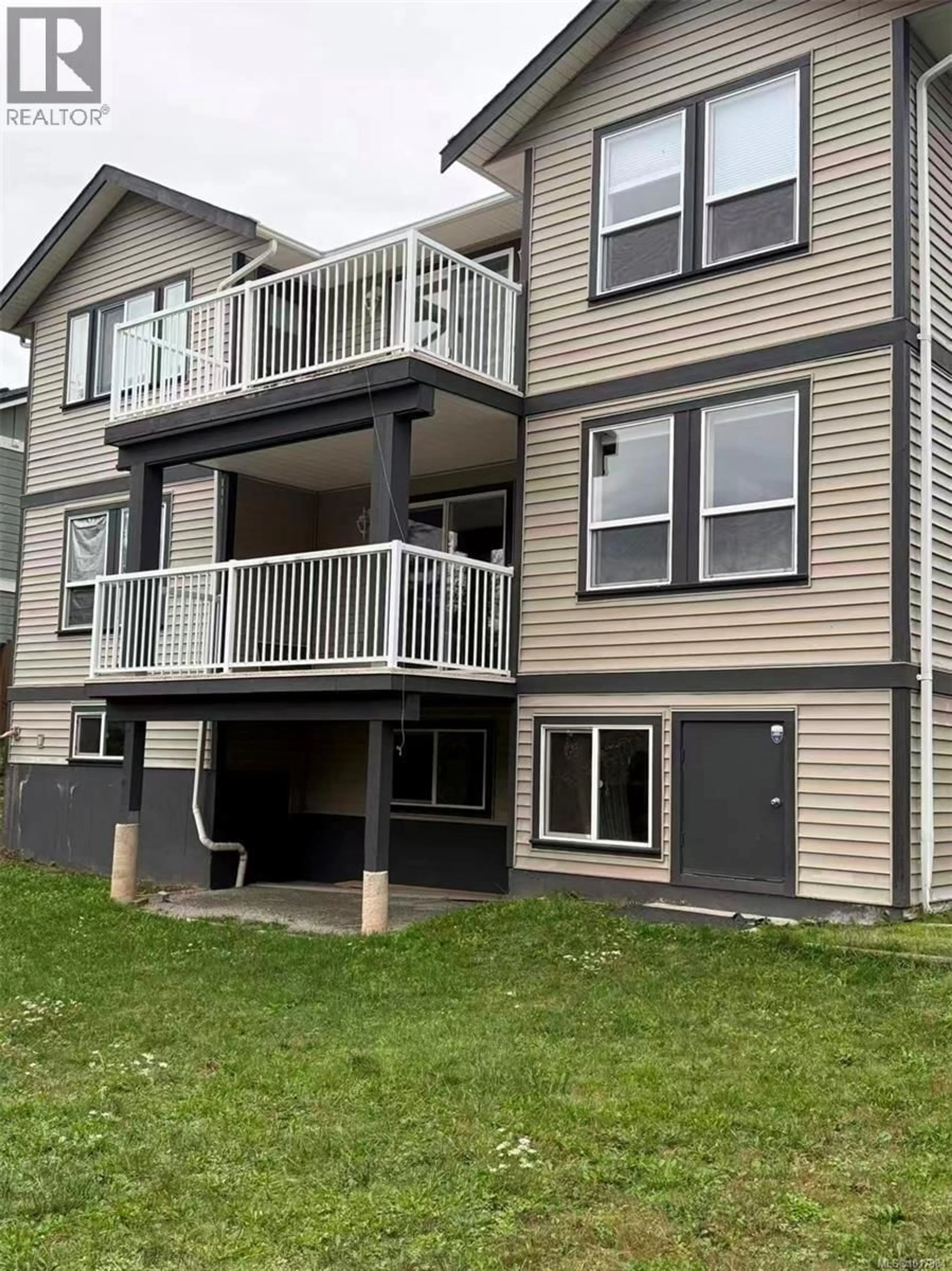 Home with vinyl exterior material, unknown for 6262 SELKIRK TERRACE, Duncan British Columbia V9L0A6