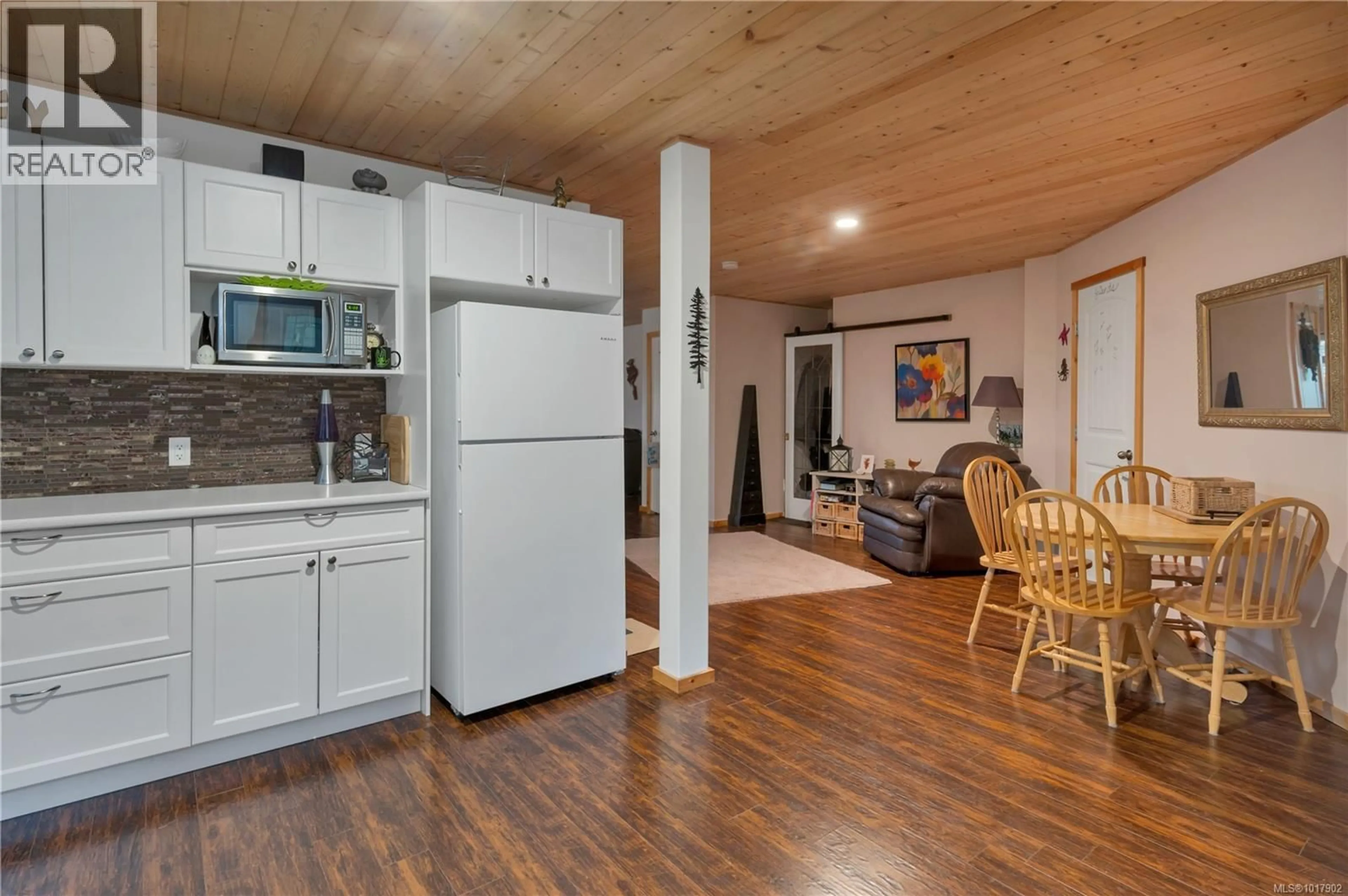 Open concept kitchen, unknown for 27A - 620 HELANTON ROAD, Quadra Island British Columbia V0P1N0
