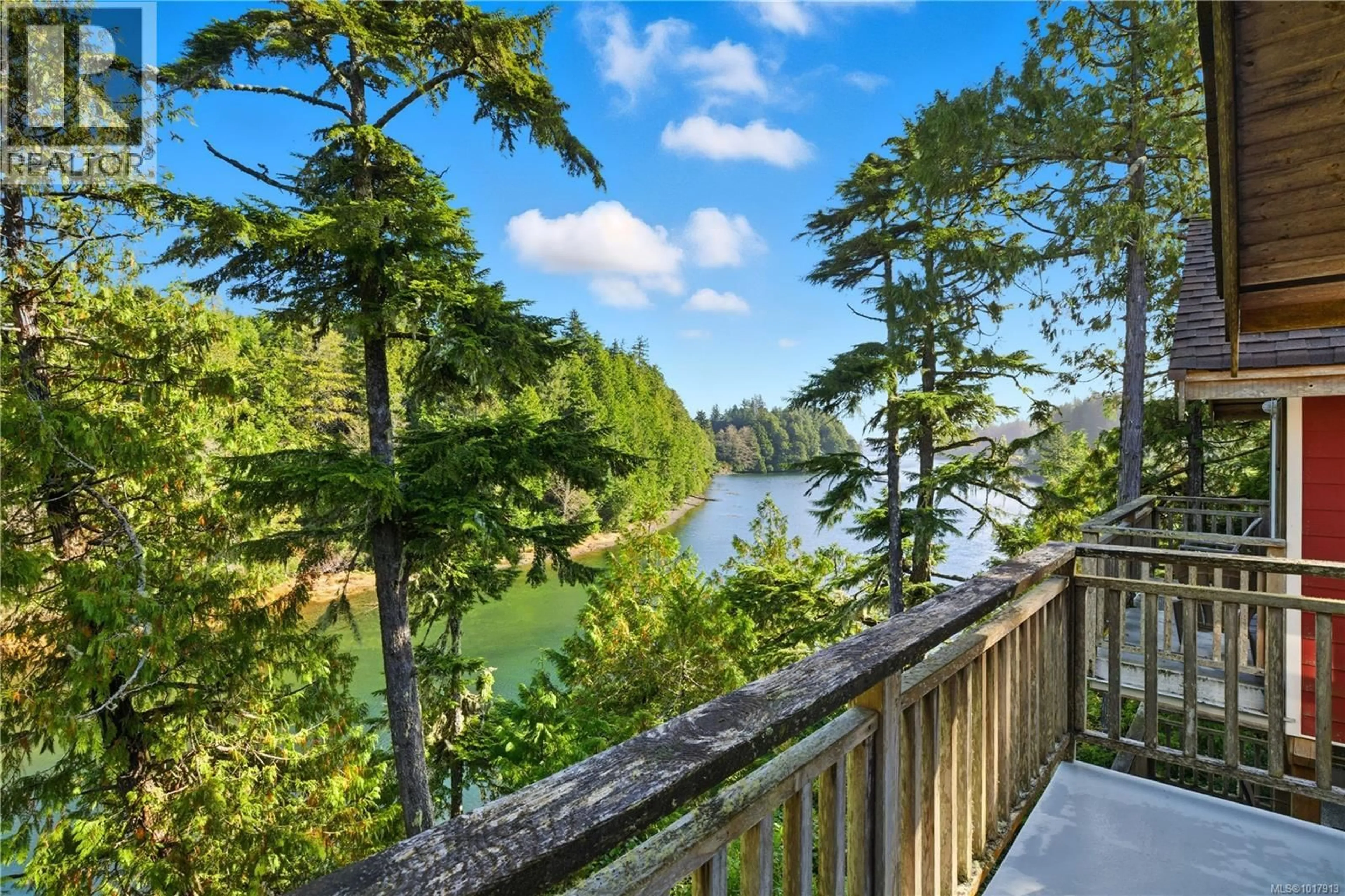 Patio, water/lake/river/ocean view for 265 BOARDWALK BOULEVARD, Ucluelet British Columbia V0R3A0
