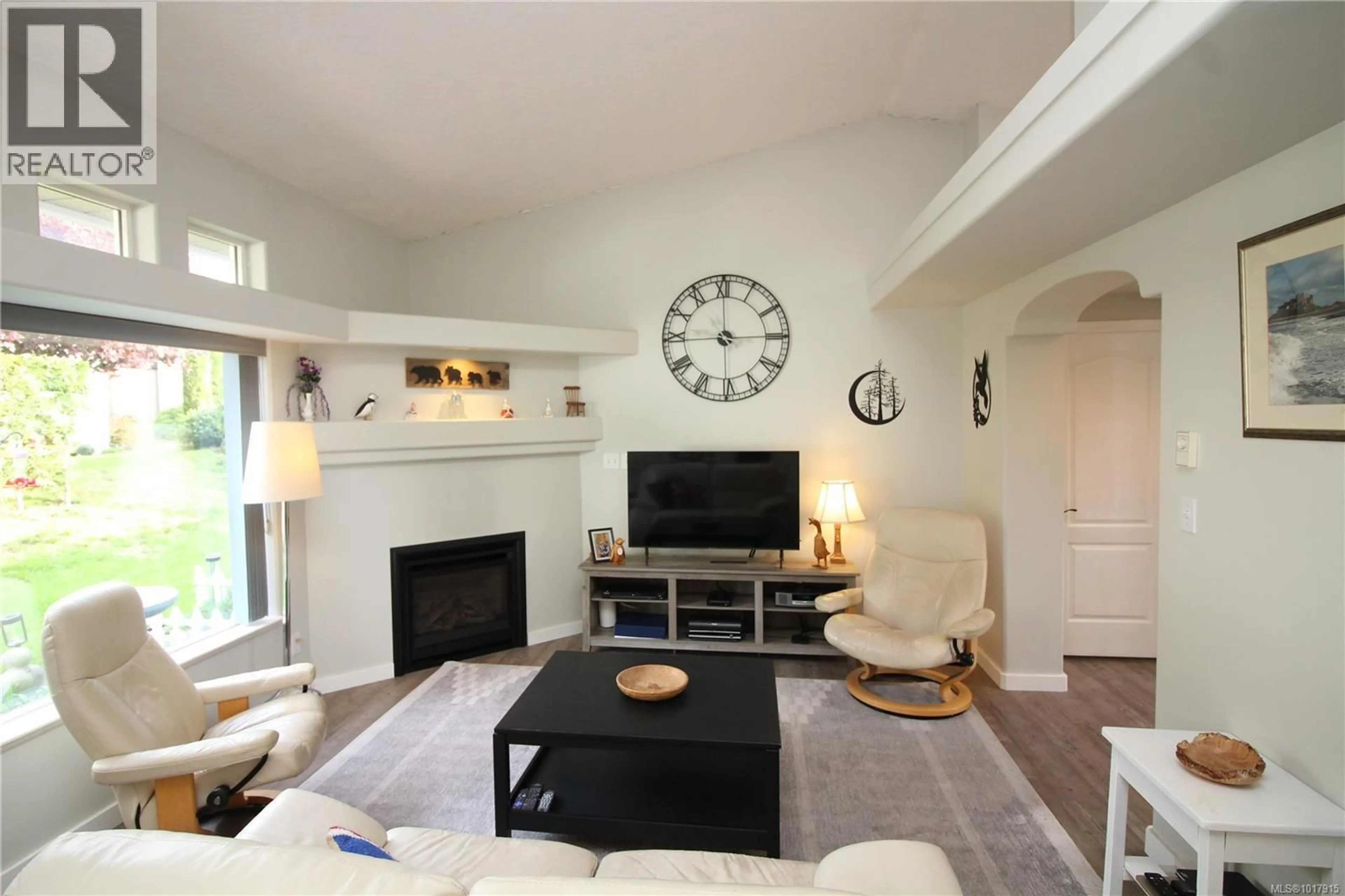 Living room with furniture, unknown for 2 - 9933 CHEMAINUS ROAD, Chemainus British Columbia V0R1K1