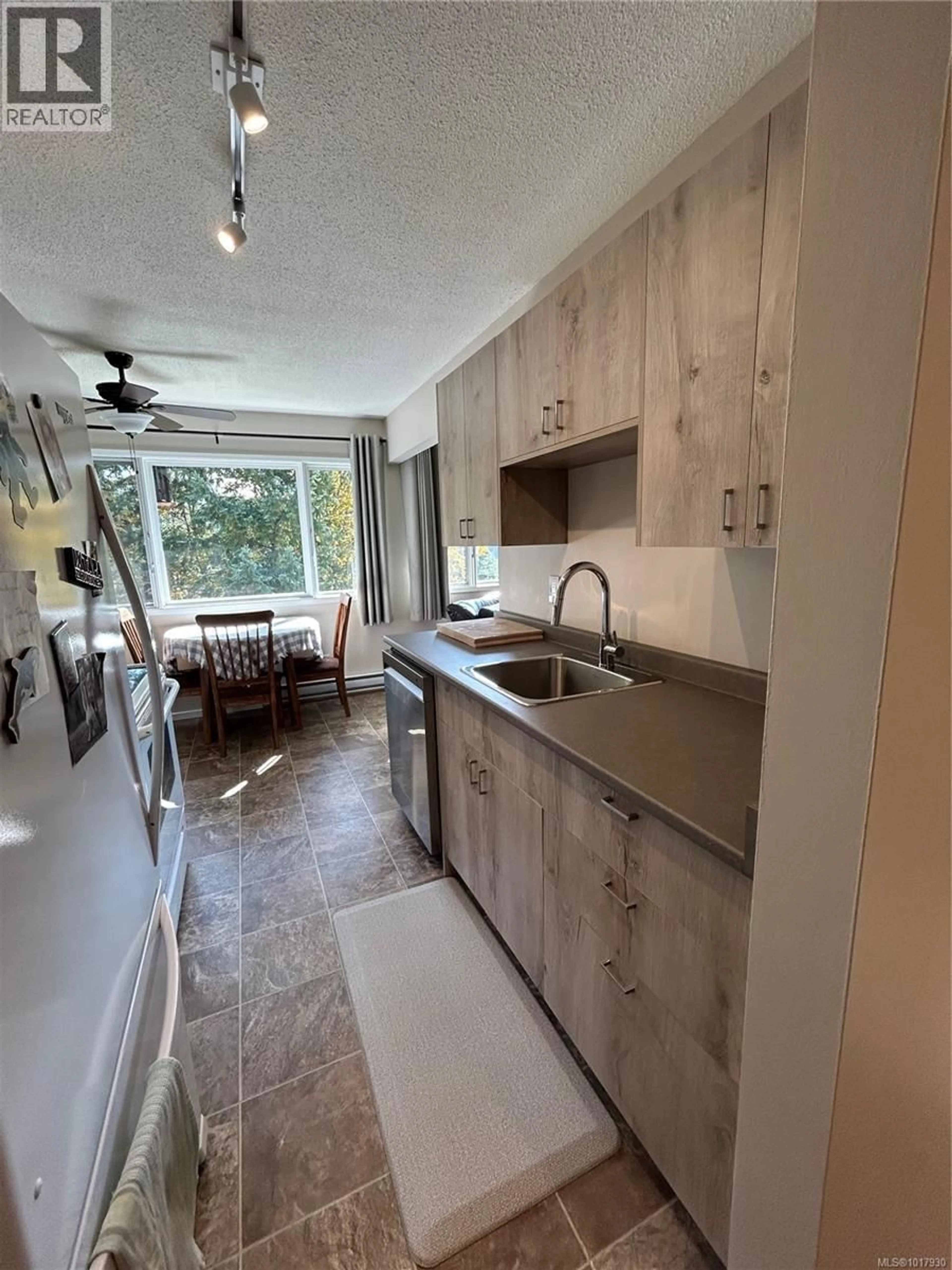 Unknown for 232 - 350 ALDER CRESCENT, Gold River British Columbia V0P1G0