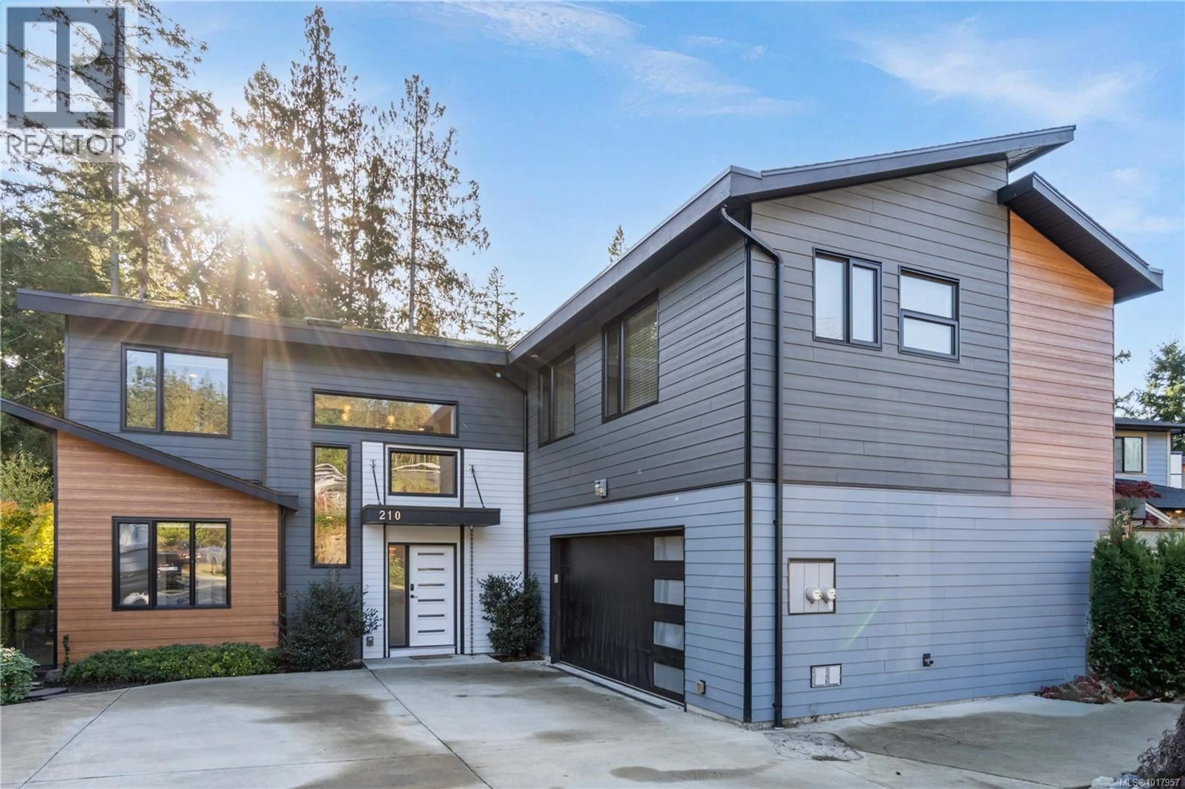 Unknown for 210 CRESTLINE TERRACE, Nanaimo British Columbia V9T0G9