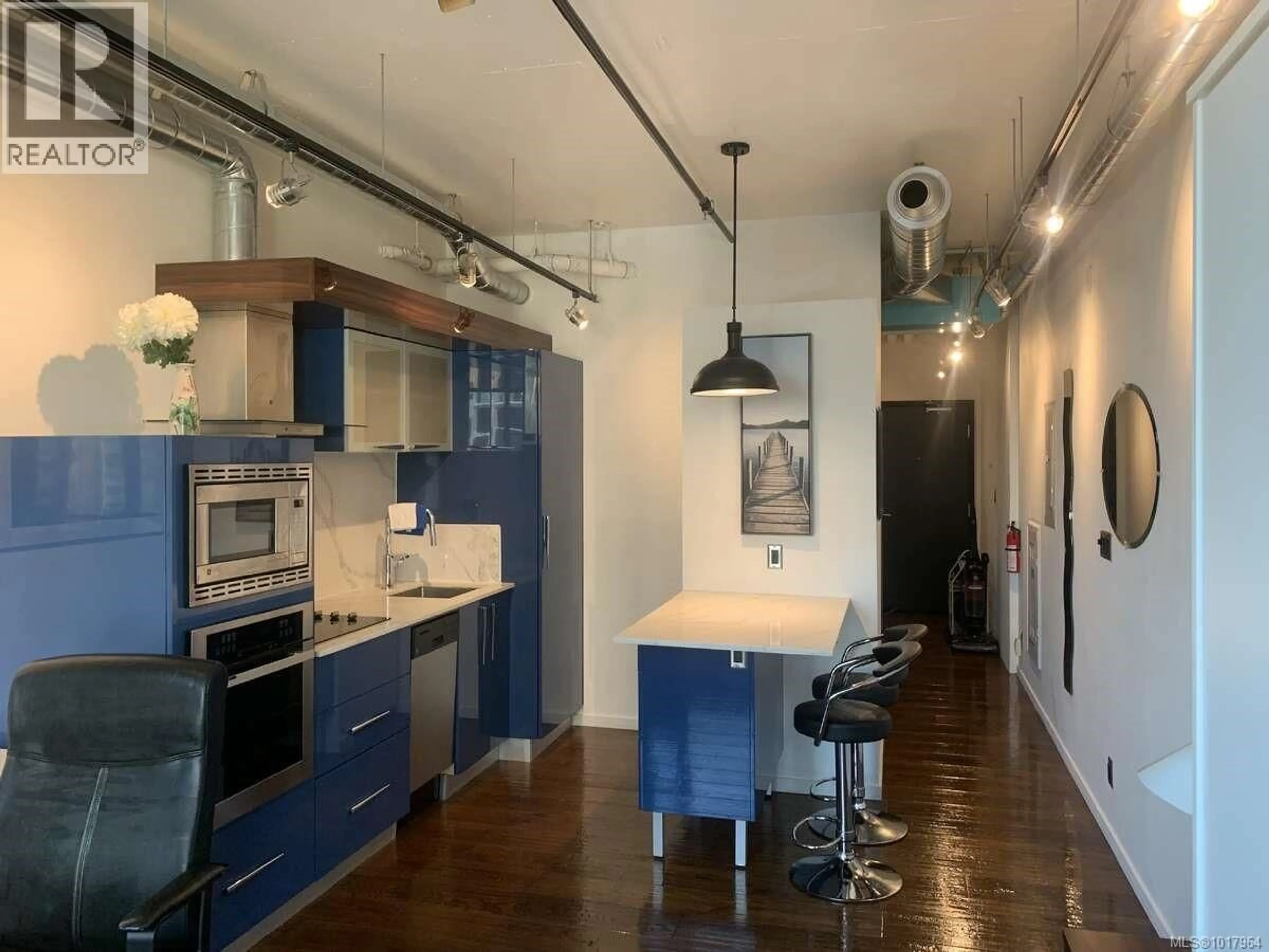 Unknown for 605 - 1029 VIEW STREET, Victoria British Columbia V8V4Y3