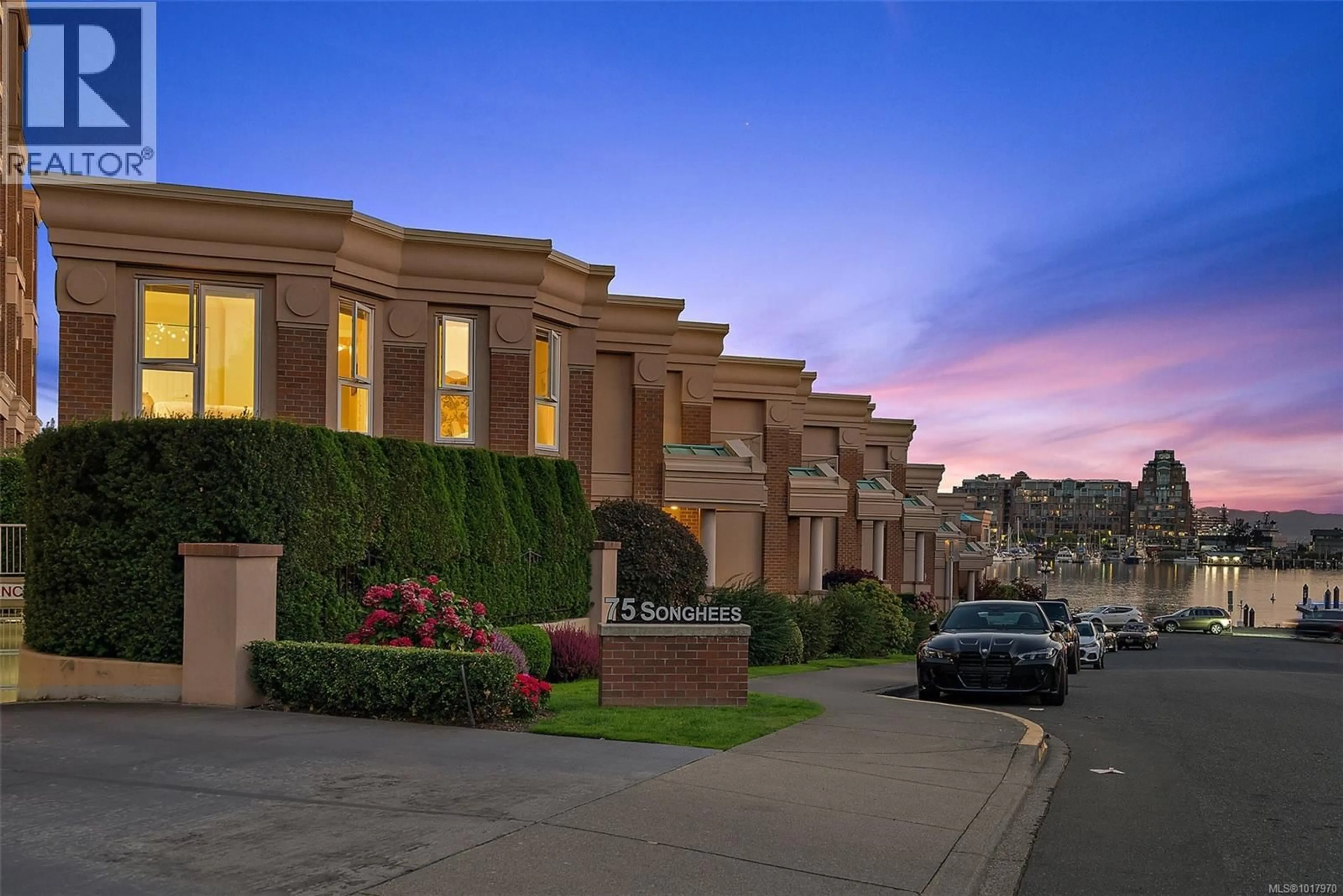 Unknown for 126 - 75 SONGHEES ROAD, Victoria British Columbia V9A7M5