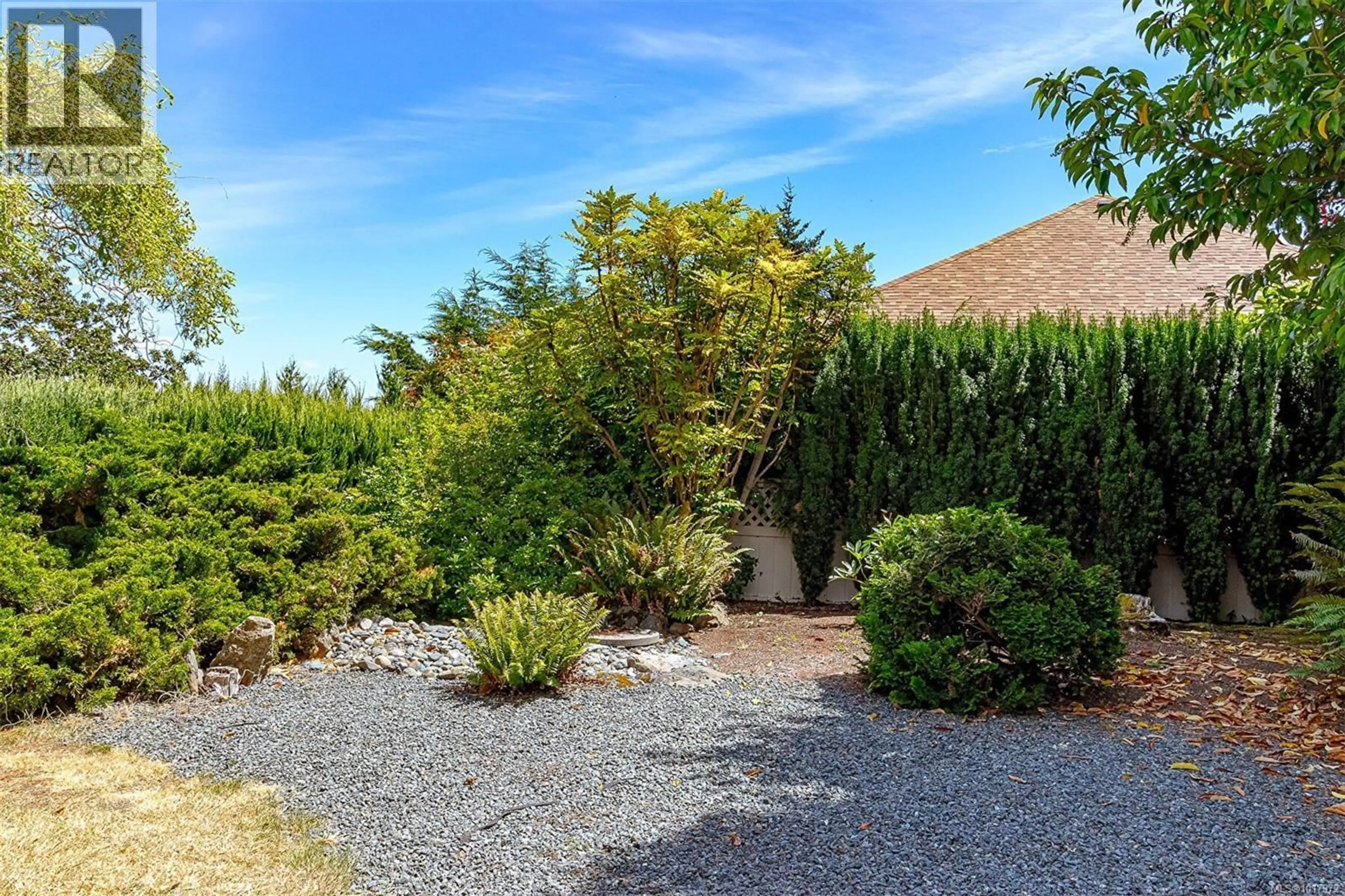 A pic from outside/outdoor area/front of a property/back of a property/a pic from drone, unknown for 2619 CRYSTALVIEW DRIVE, Langford British Columbia V9B5W5