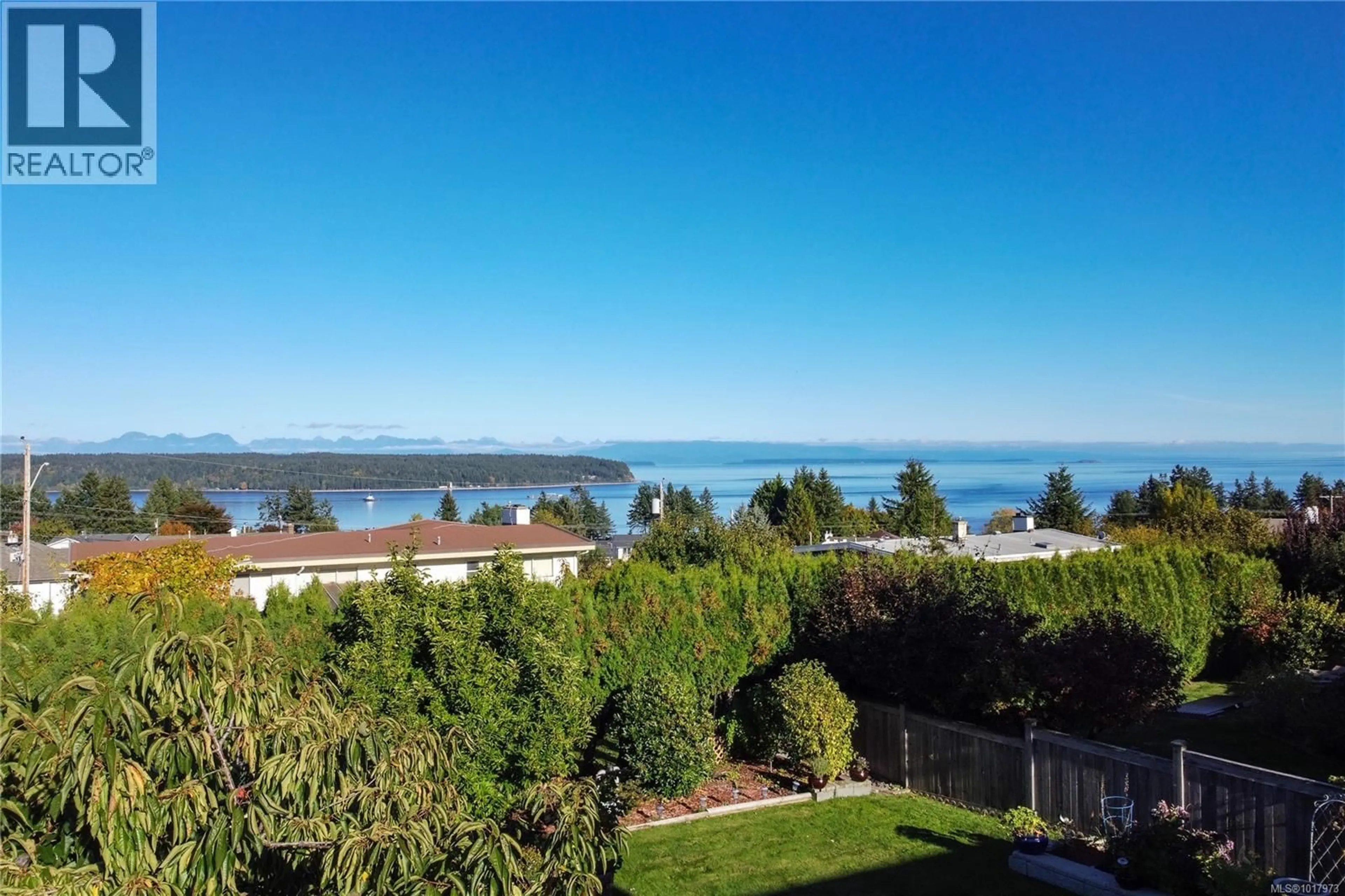 A pic from outside/outdoor area/front of a property/back of a property/a pic from drone, water/lake/river/ocean view for 935 KALMAR ROAD, Campbell River British Columbia V9W2A1