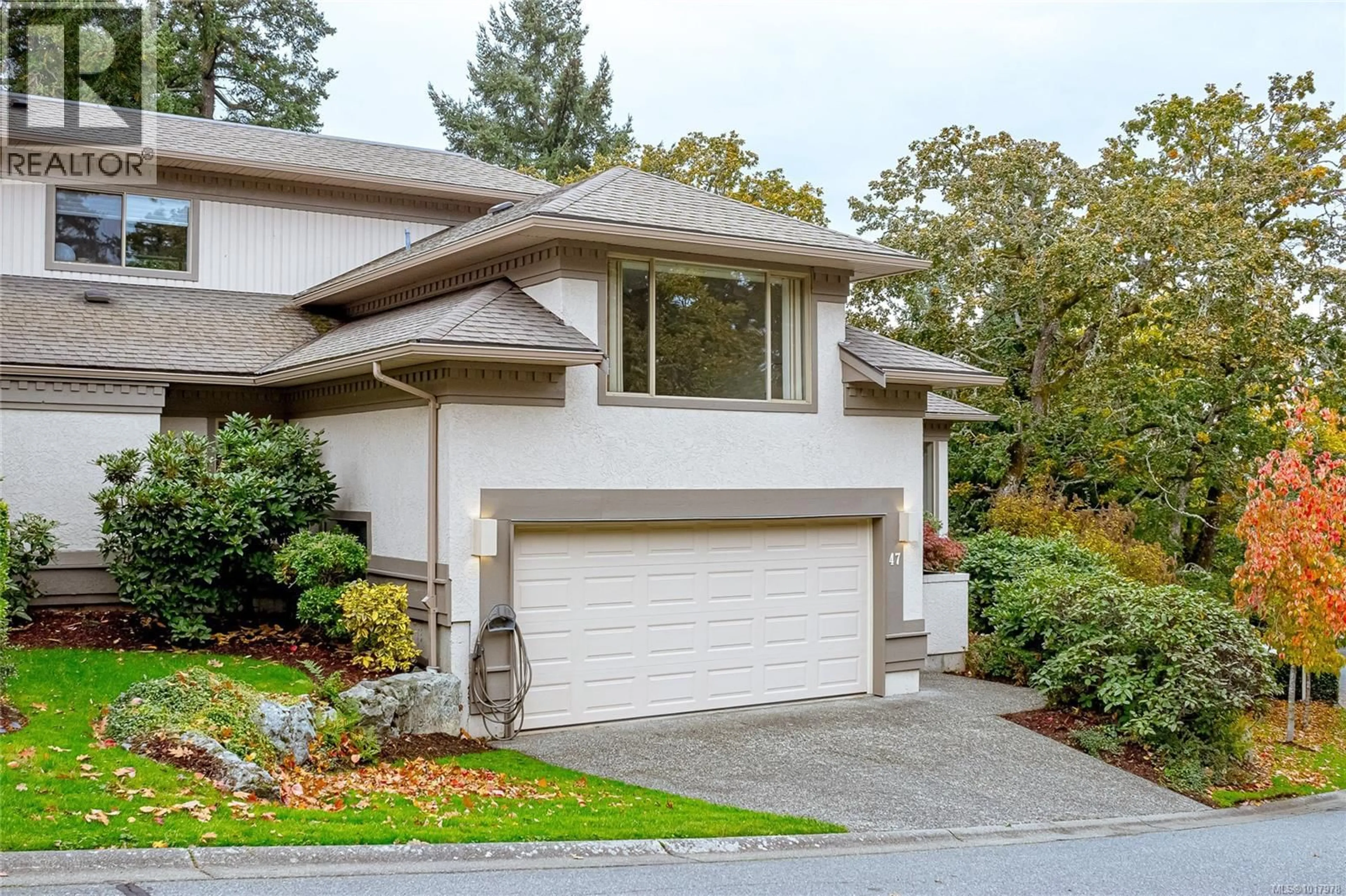 Home with vinyl exterior material, street for 47 - 4300 STONEYWOOD LANE, Saanich British Columbia V8X5A5
