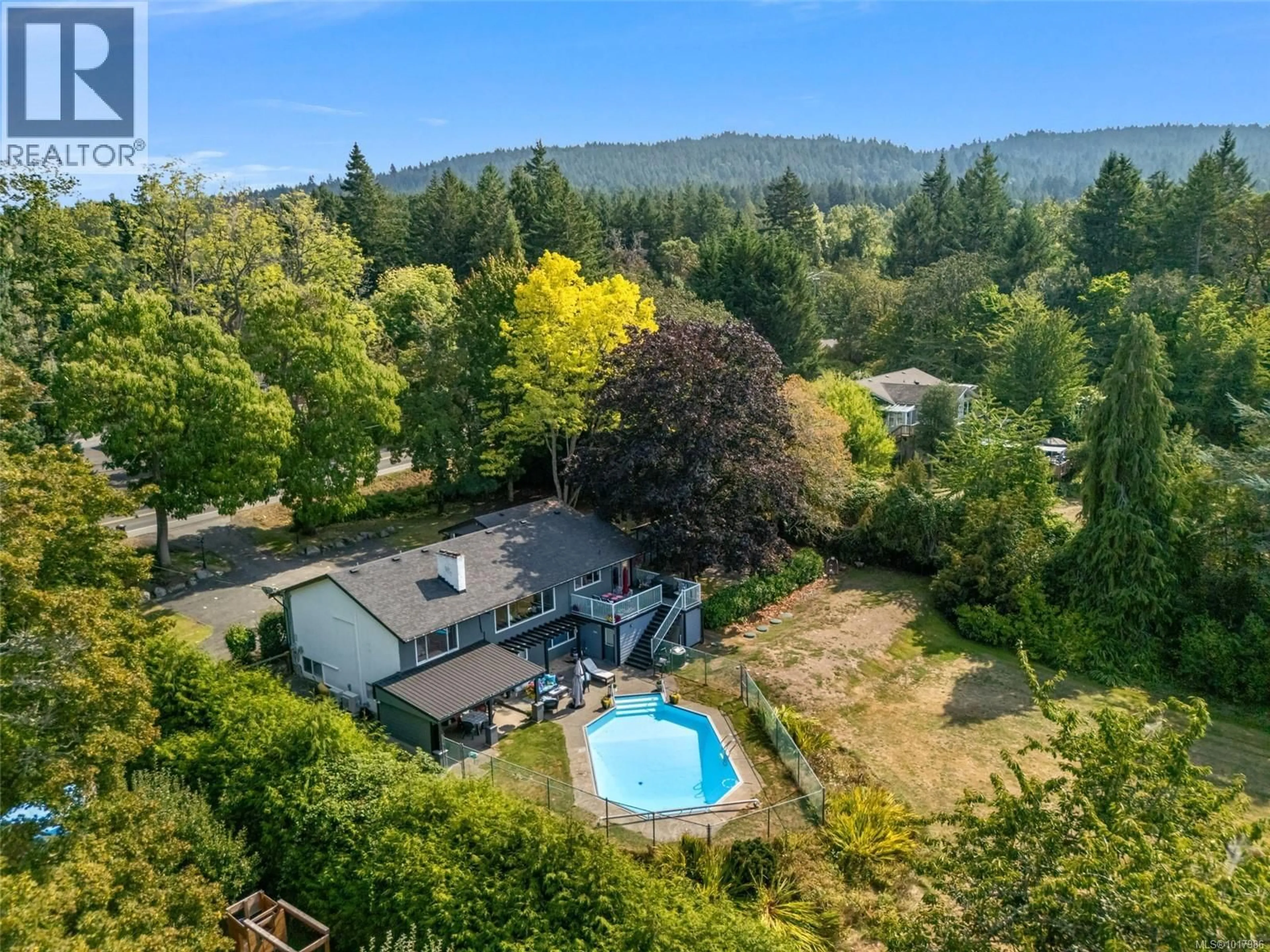 A pic from outside/outdoor area/front of a property/back of a property/a pic from drone, water/lake/river/ocean view for 9168 WEST SAANICH ROAD, North Saanich British Columbia V8L5T4