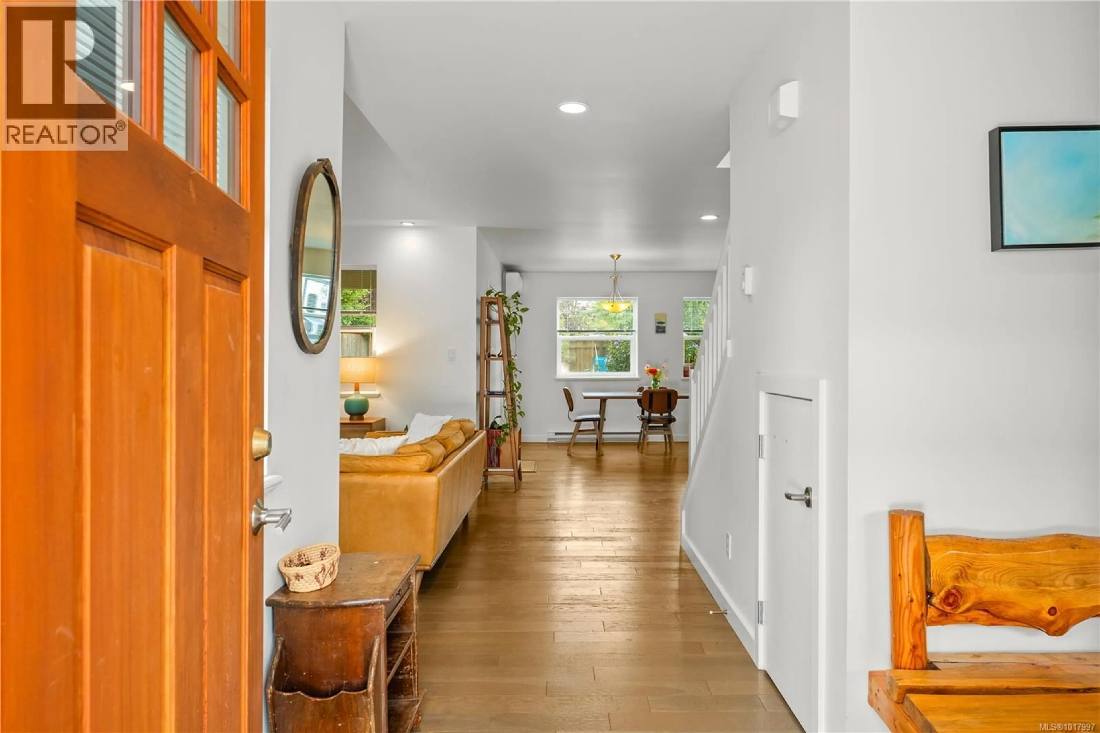 Indoor entryway for 4524 BUENA VISTA PLACE, Cowichan Bay British Columbia V0R1N2