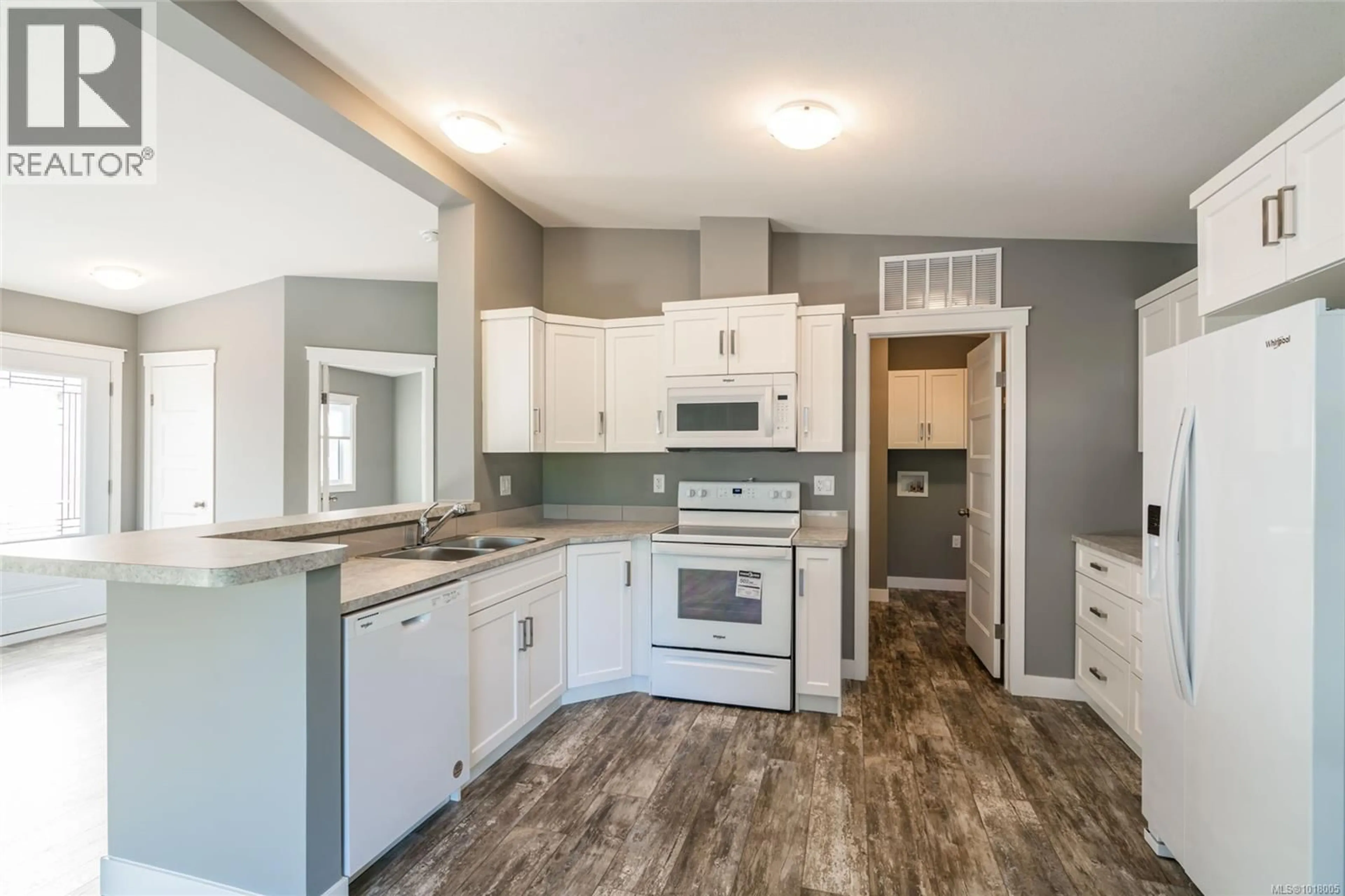 Open concept kitchen, unknown for 138 - 6325 METRAL DRIVE, Nanaimo British Columbia V9T6P9