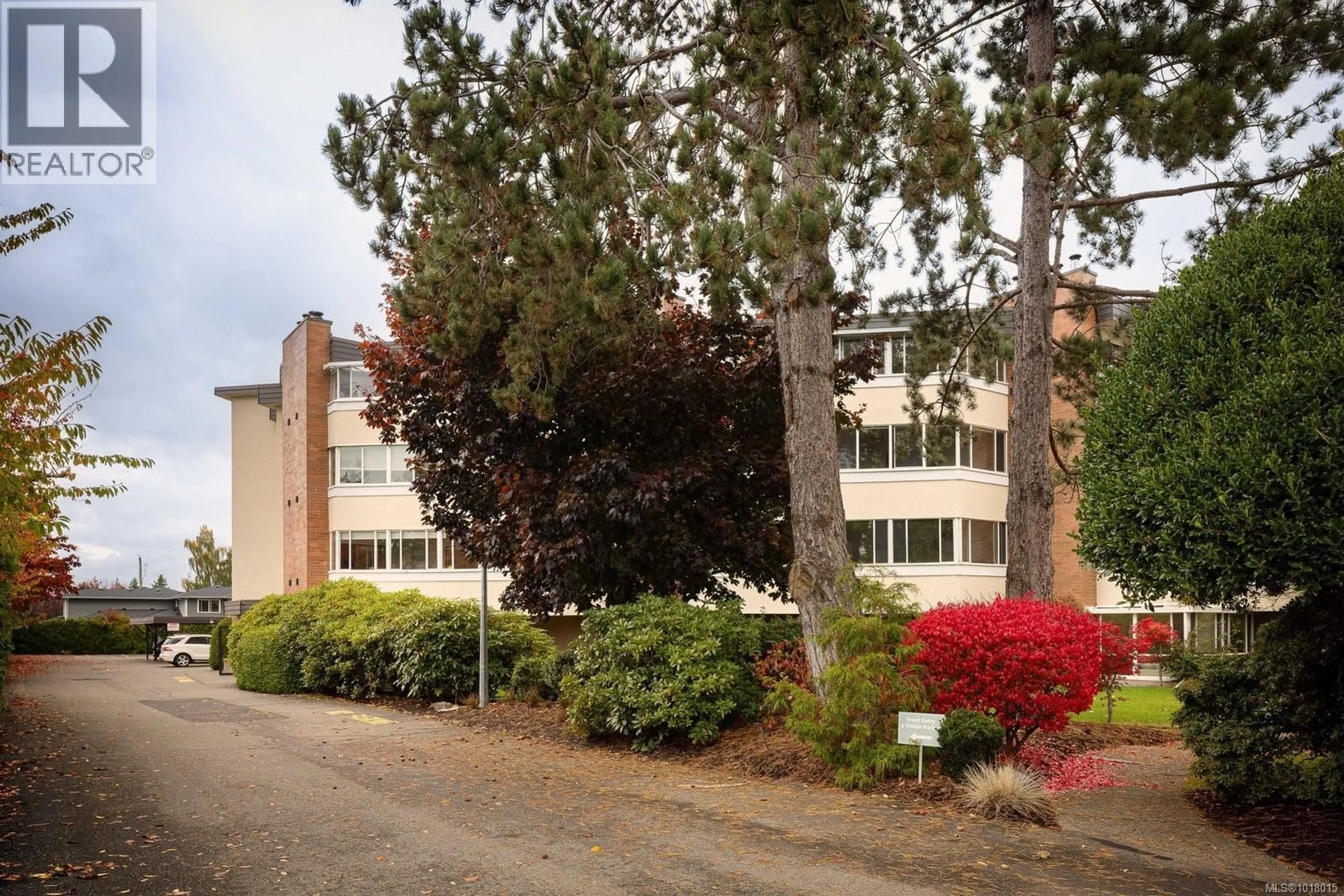 Unknown for 202 - 9900 FIFTH STREET, Sidney British Columbia V8L2X3