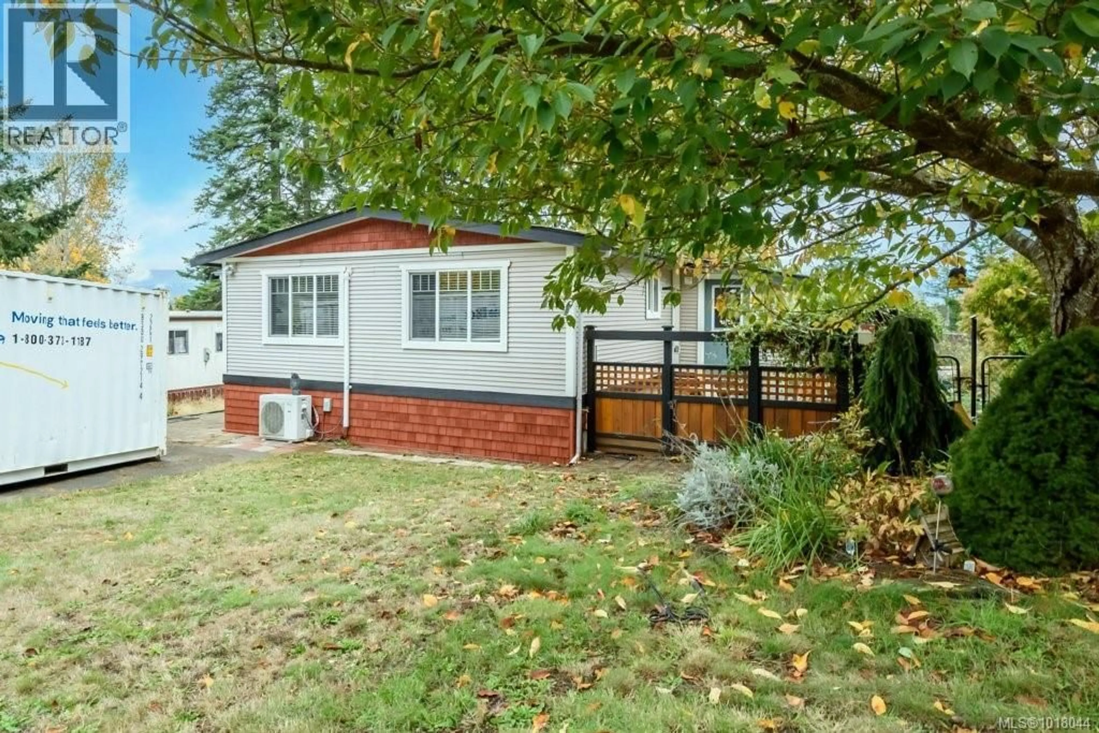 A pic from outside/outdoor area/front of a property/back of a property/a pic from drone, street for 61 - 3216 BACK ROAD, Comox British Columbia V9M4E2