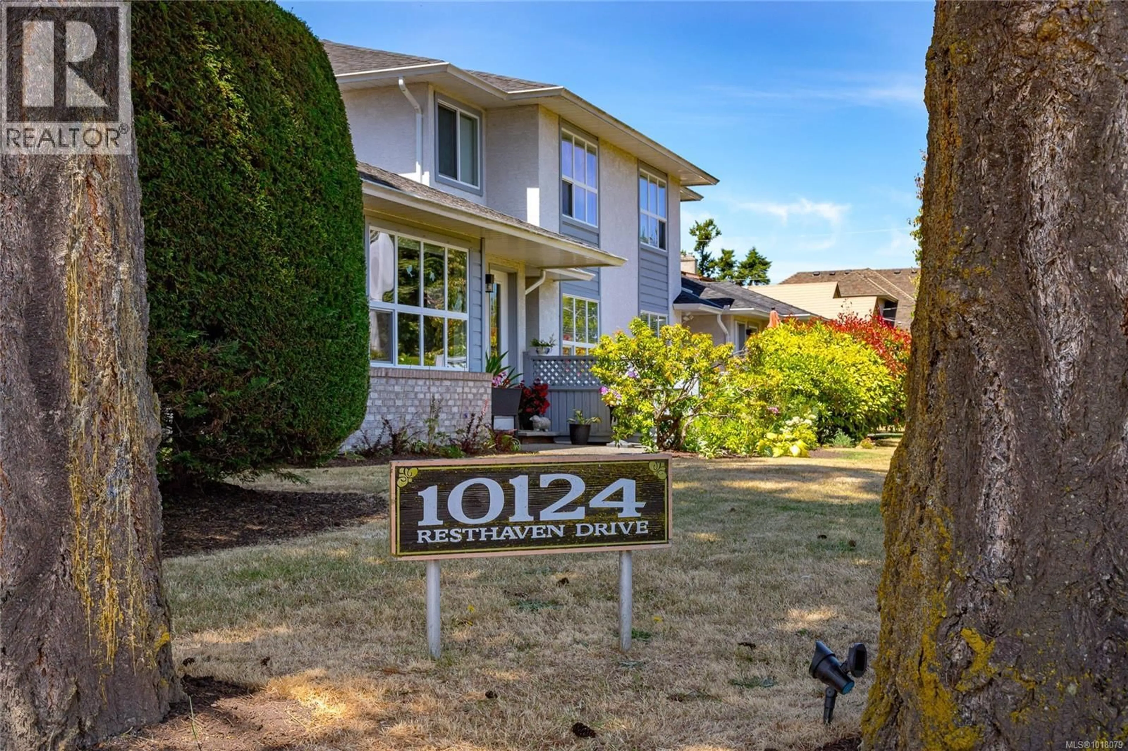 Unknown for D - 10124 RESTHAVEN DRIVE, Sidney British Columbia V8L3G6