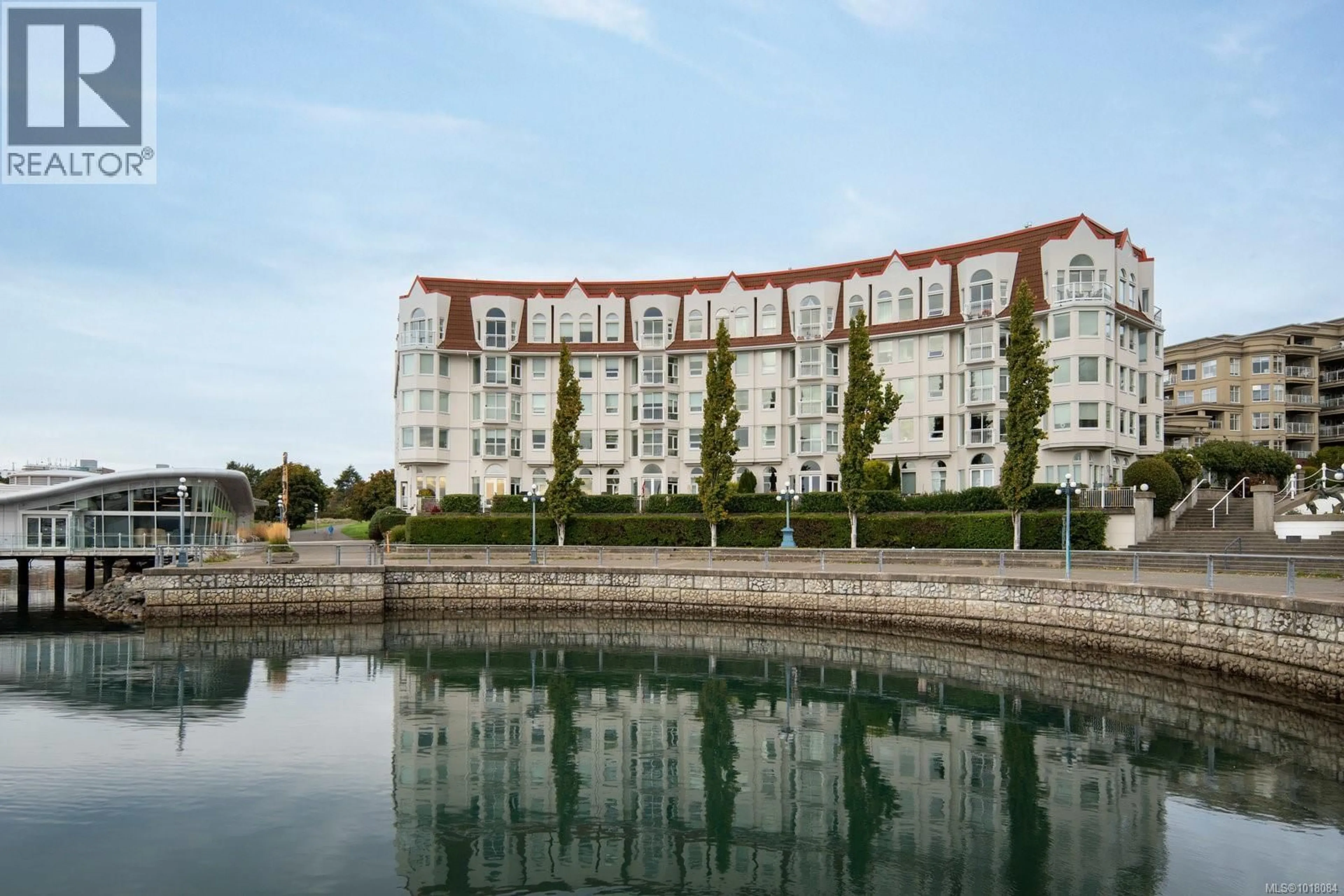 Unknown for 203 - 11 COOPERAGE PLACE, Victoria British Columbia V9A7J8