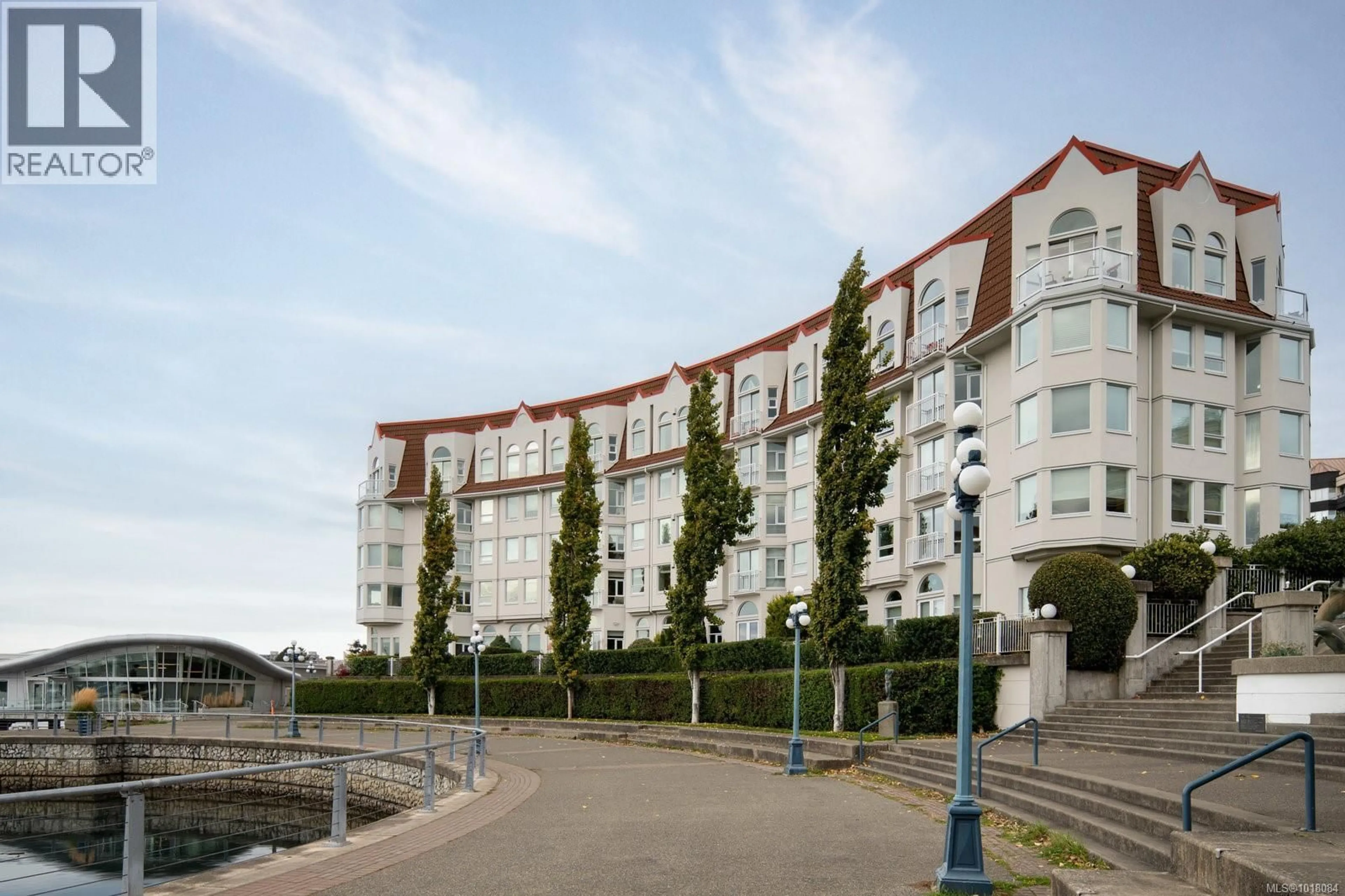 Unknown for 203 - 11 COOPERAGE PLACE, Victoria British Columbia V9A7J8