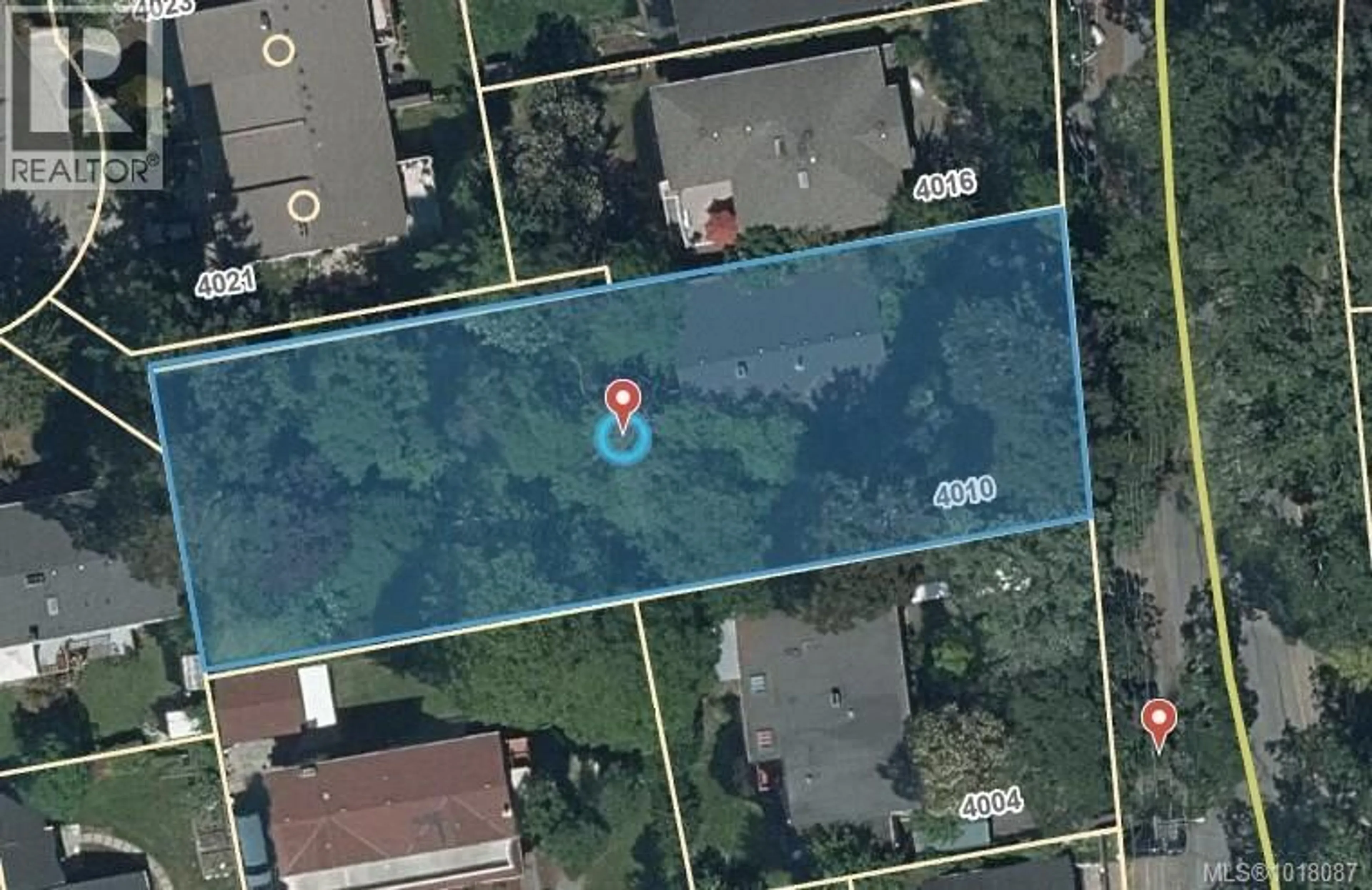A pic from outside/outdoor area/front of a property/back of a property/a pic from drone, street for 4010 SAANICH ROAD, Saanich British Columbia V8N1X3