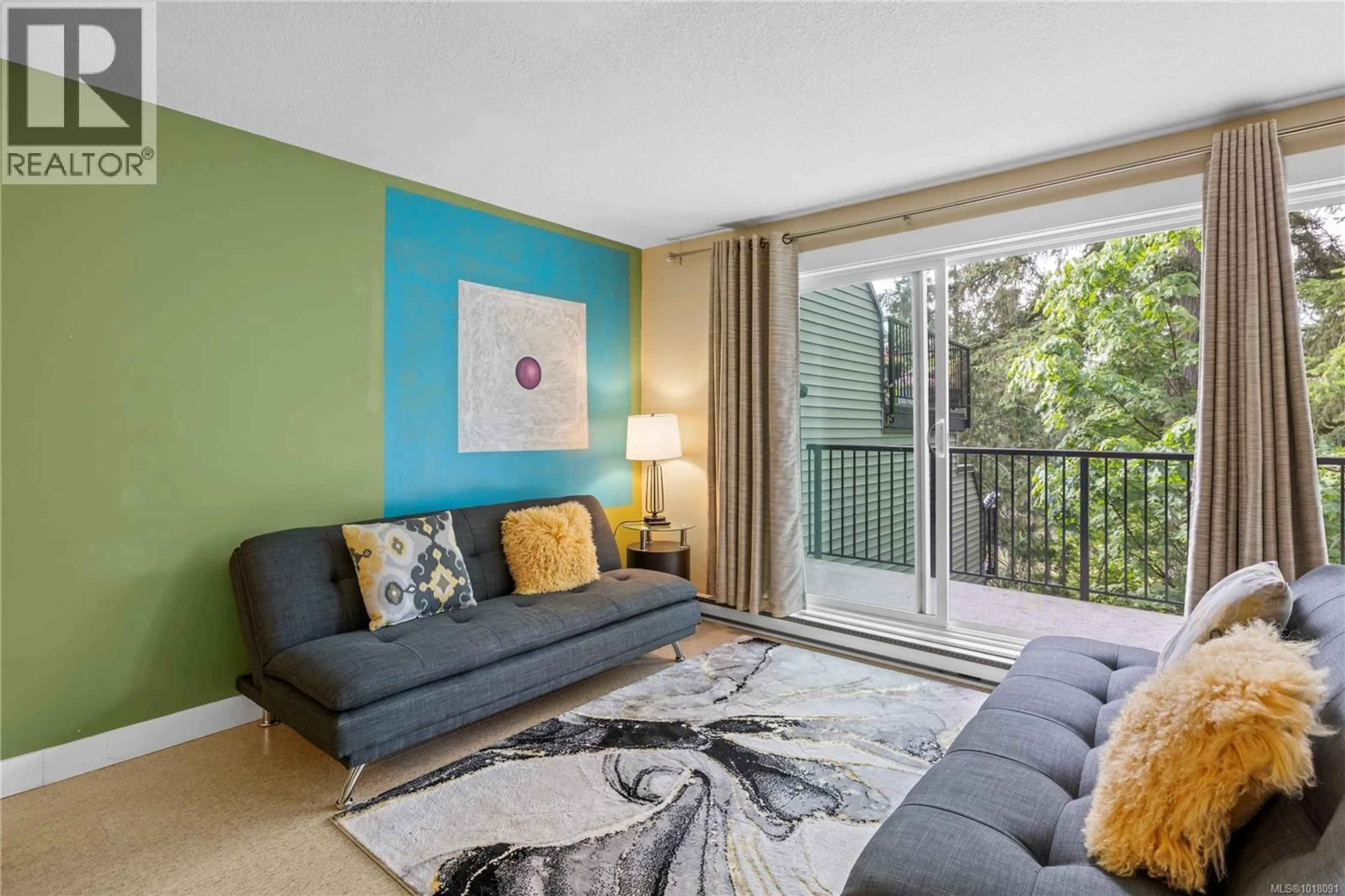 Living room with furniture, unknown for 10 - 111 WALL STREET, Nanaimo British Columbia V9S5H9