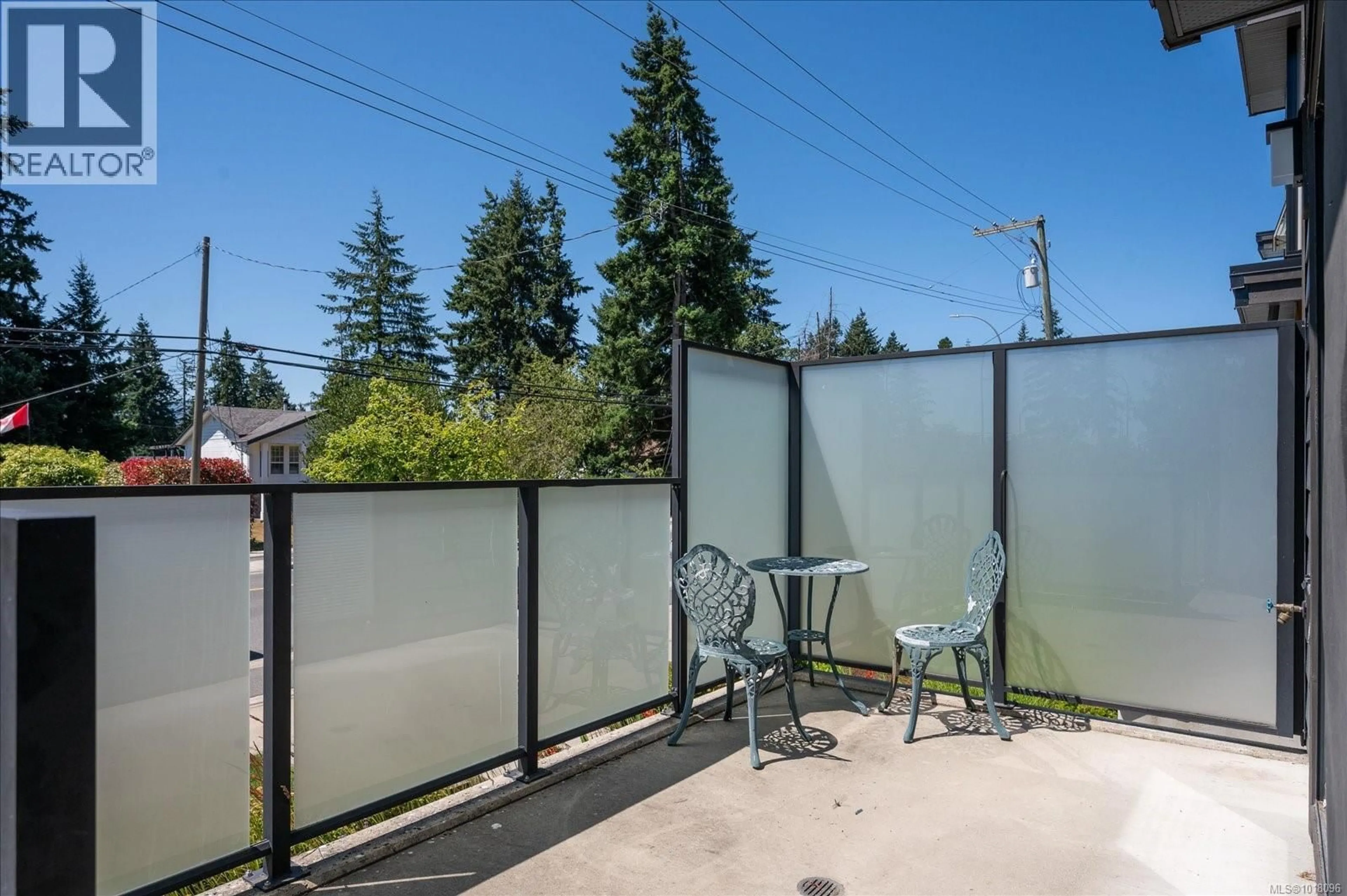 Patio, street for 102 - 5240 DUBLIN WAY, Nanaimo British Columbia V9T0H2