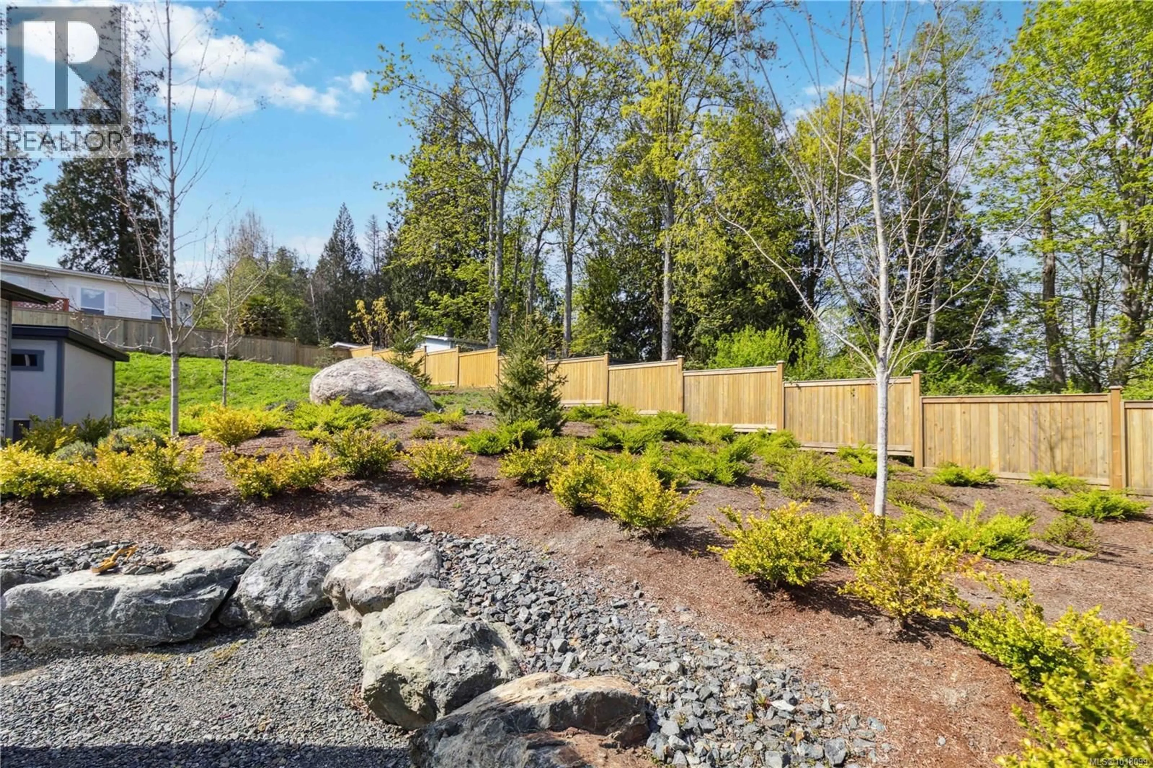 Patio, water/lake/river/ocean view for 504 - 747 OLD PLACE ROAD, Central Saanich British Columbia V8M0C3