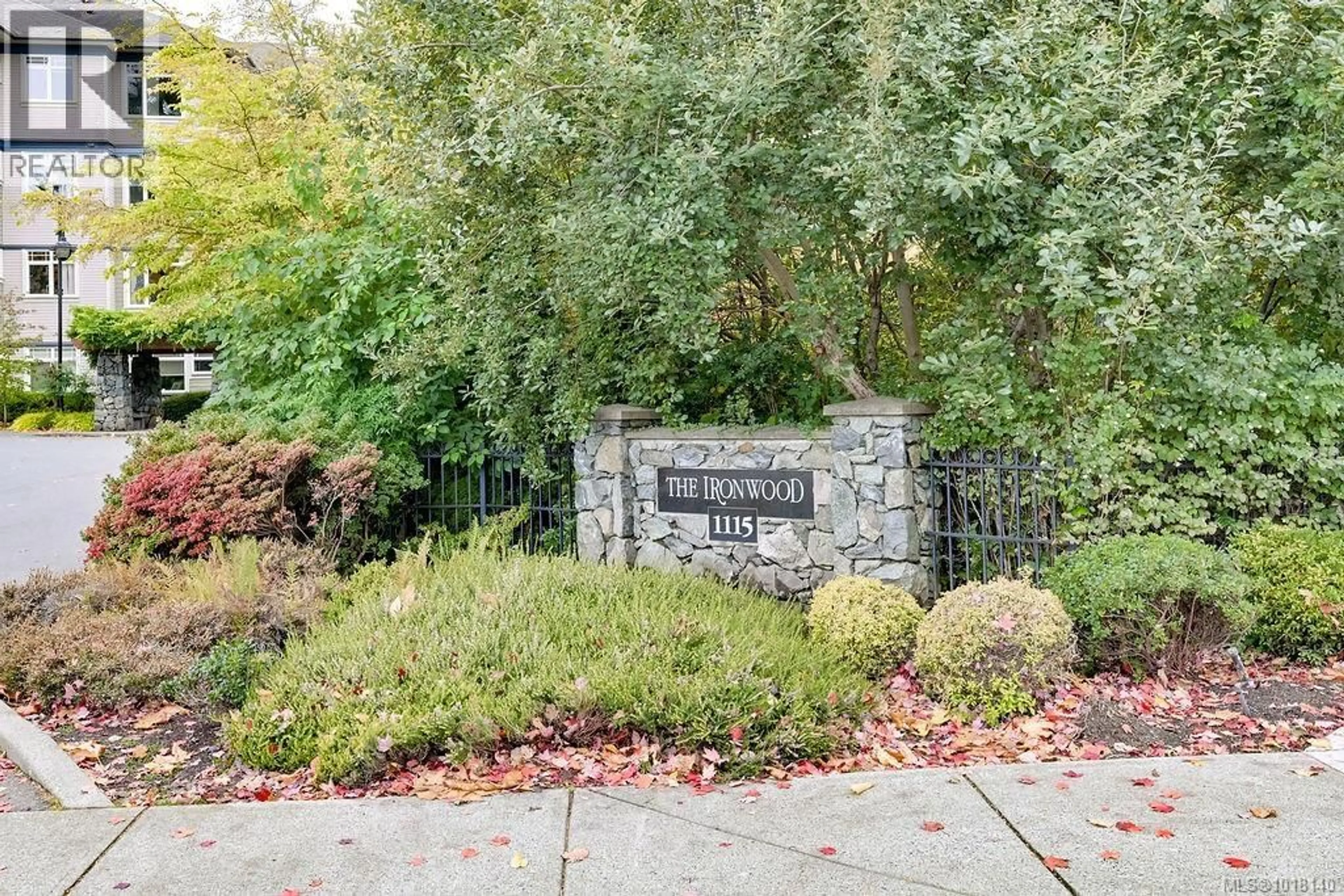 Unknown for 309D - 1115 CRAIGFLOWER ROAD, Esquimalt British Columbia V9A7R1