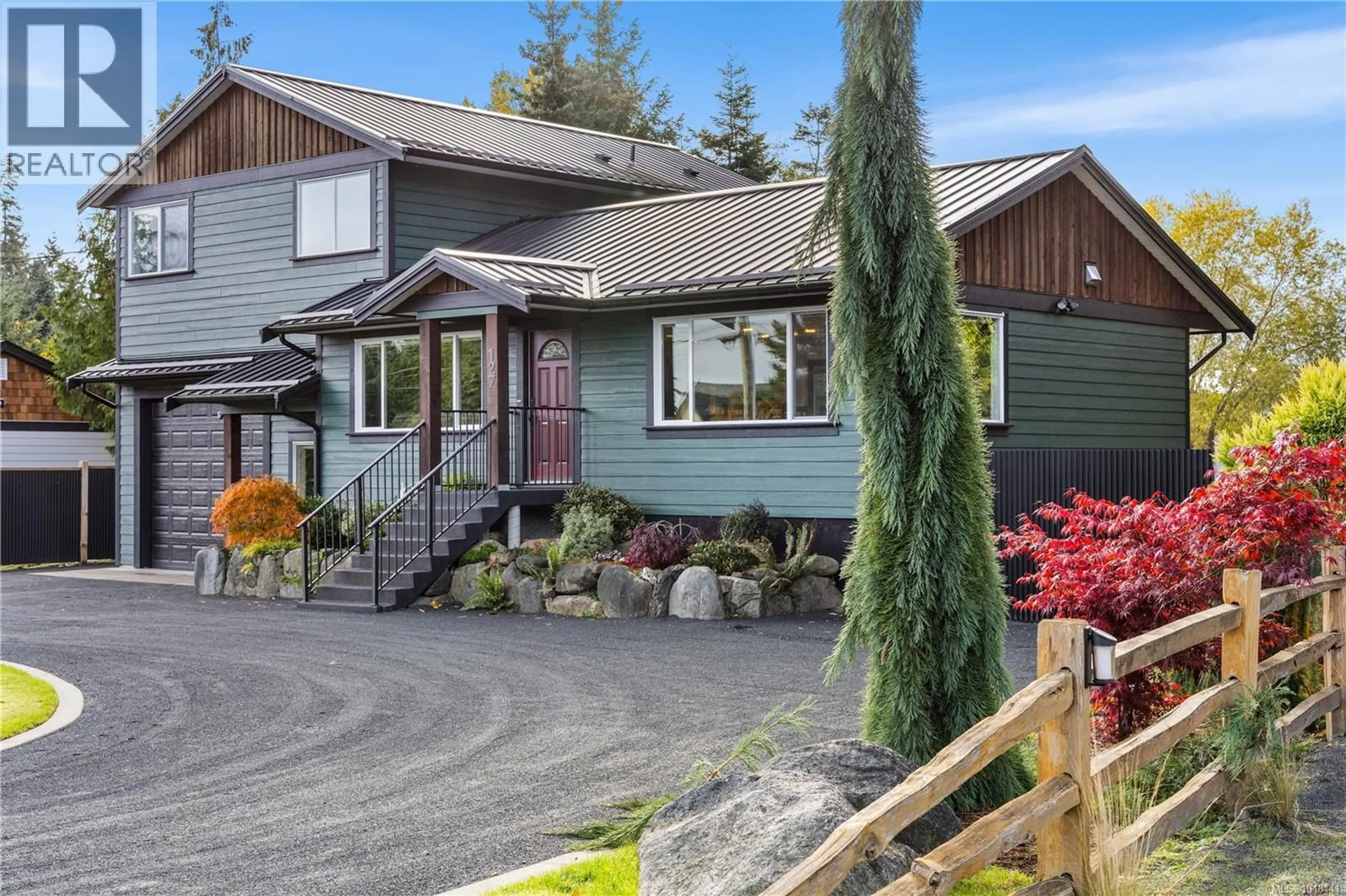 Home with vinyl exterior material, mountain view for 127 TWILLINGATE ROAD, Campbell River British Columbia V9W1T9