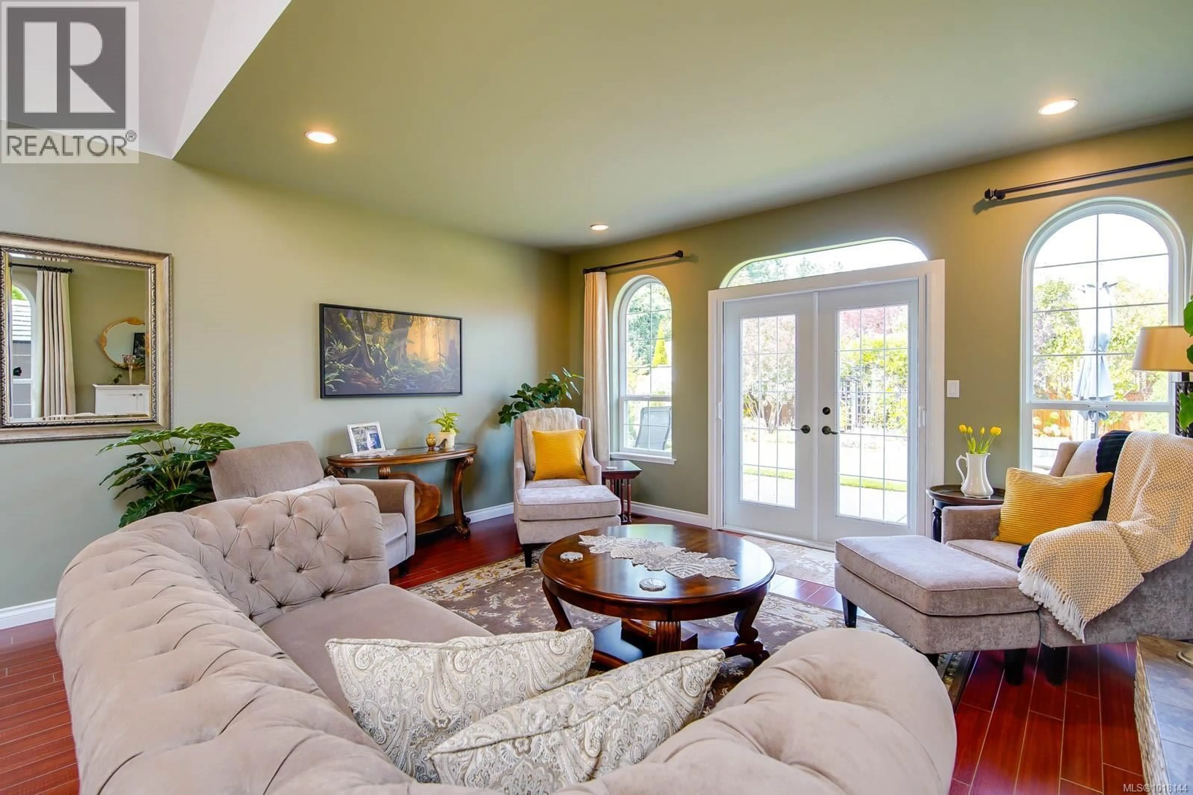 Living room with furniture, unknown for 4025 SHAUGHNESSY STREET, Port Alberni British Columbia V9Y6E4