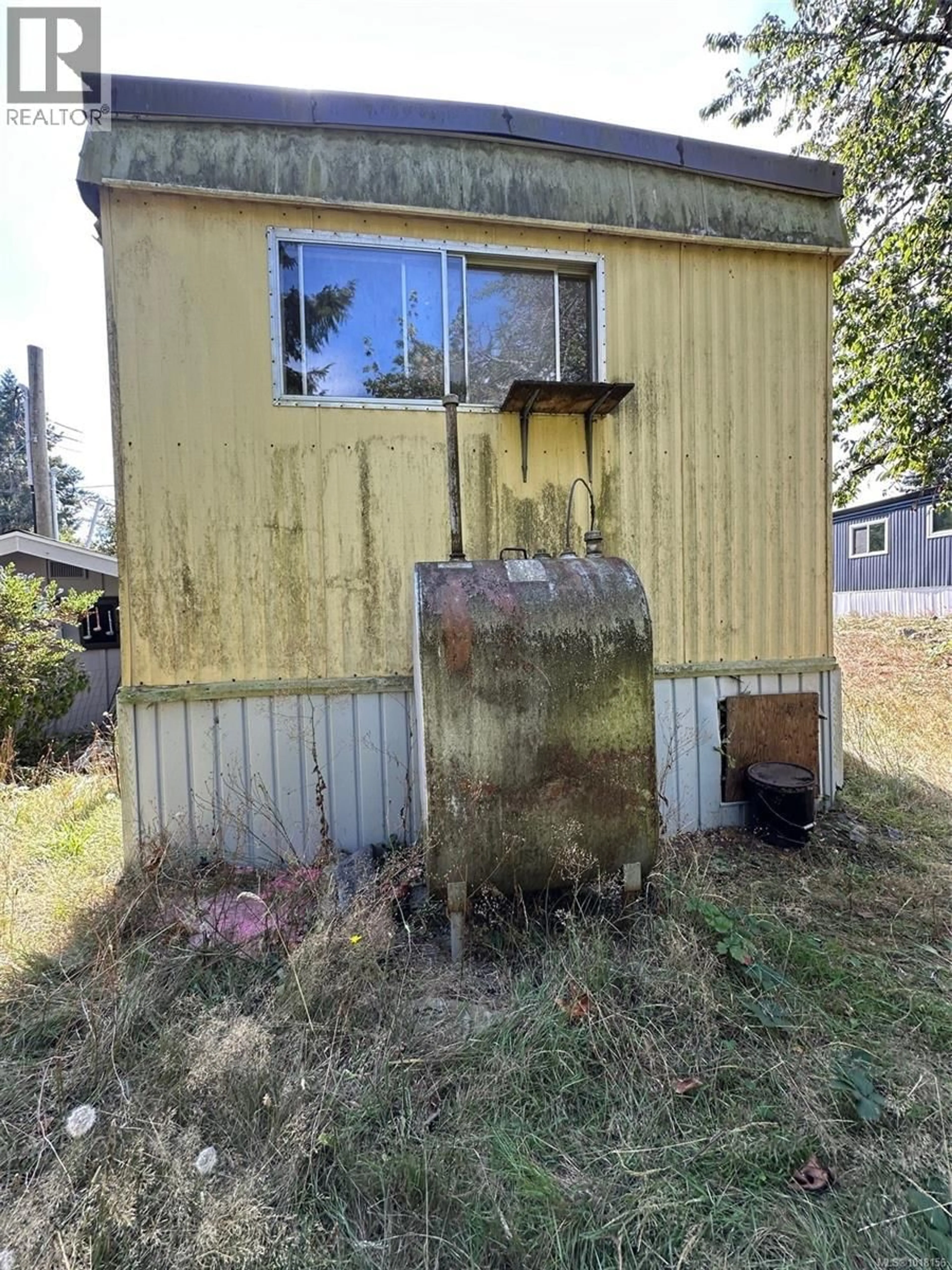 Shed for 70 - 971 DOUGLAS AVENUE, Nanaimo British Columbia V9R6C1