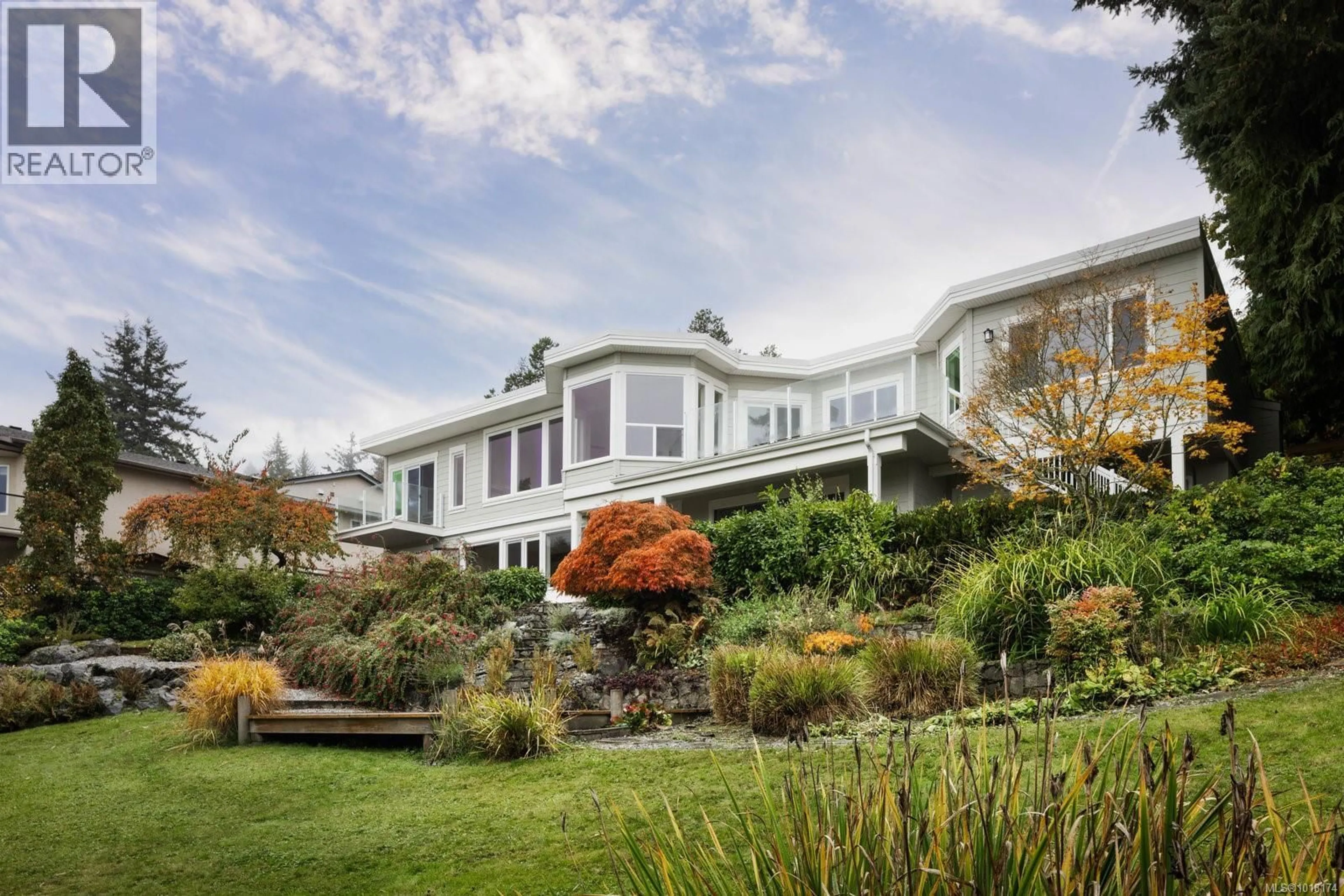 Unknown for 5055 LOCHSIDE DRIVE, Saanich British Columbia V8Y2G1