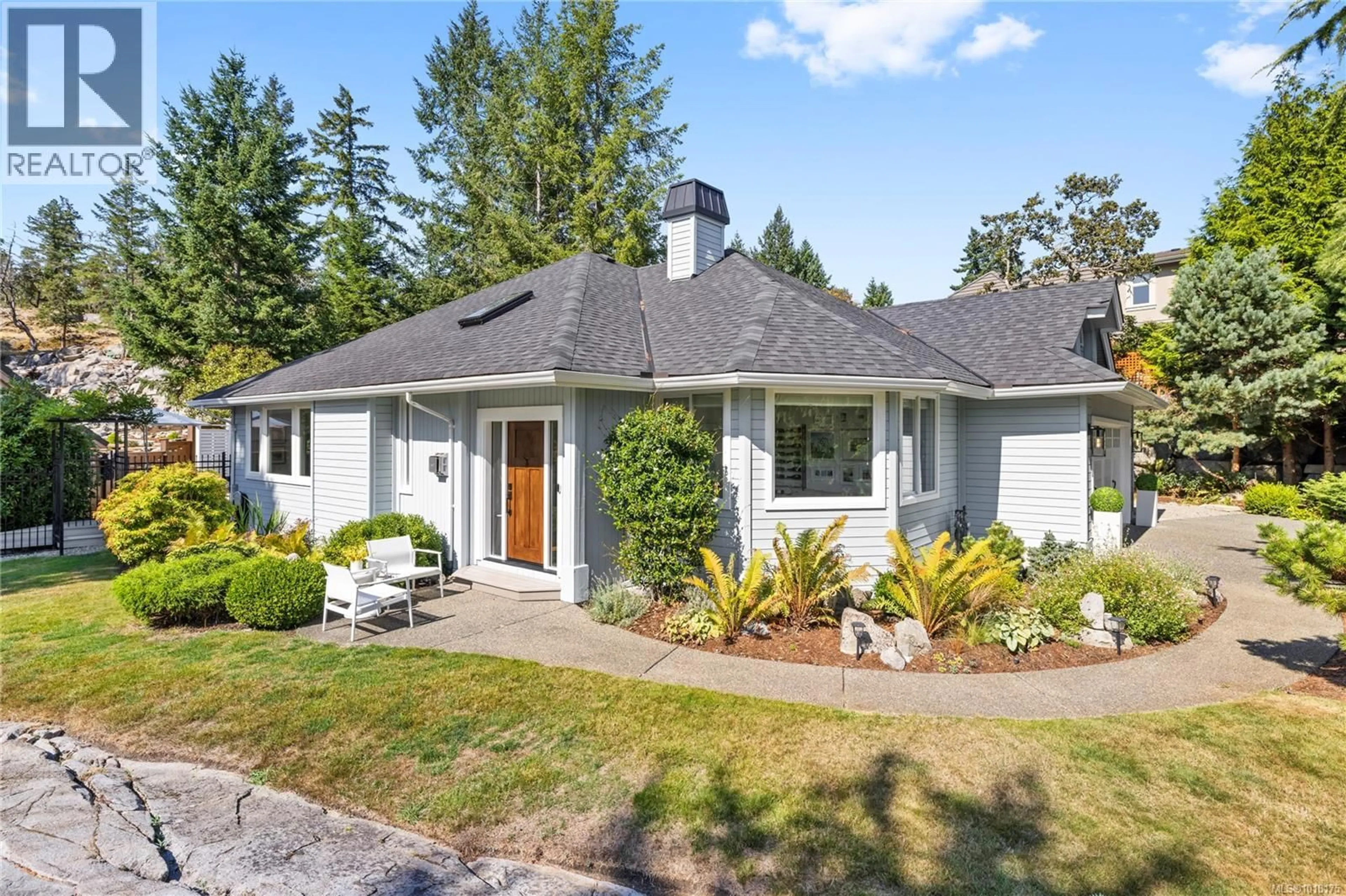 Home with vinyl exterior material, street for 3425 CARMICHAEL ROAD, Nanoose Bay British Columbia V9P9G5