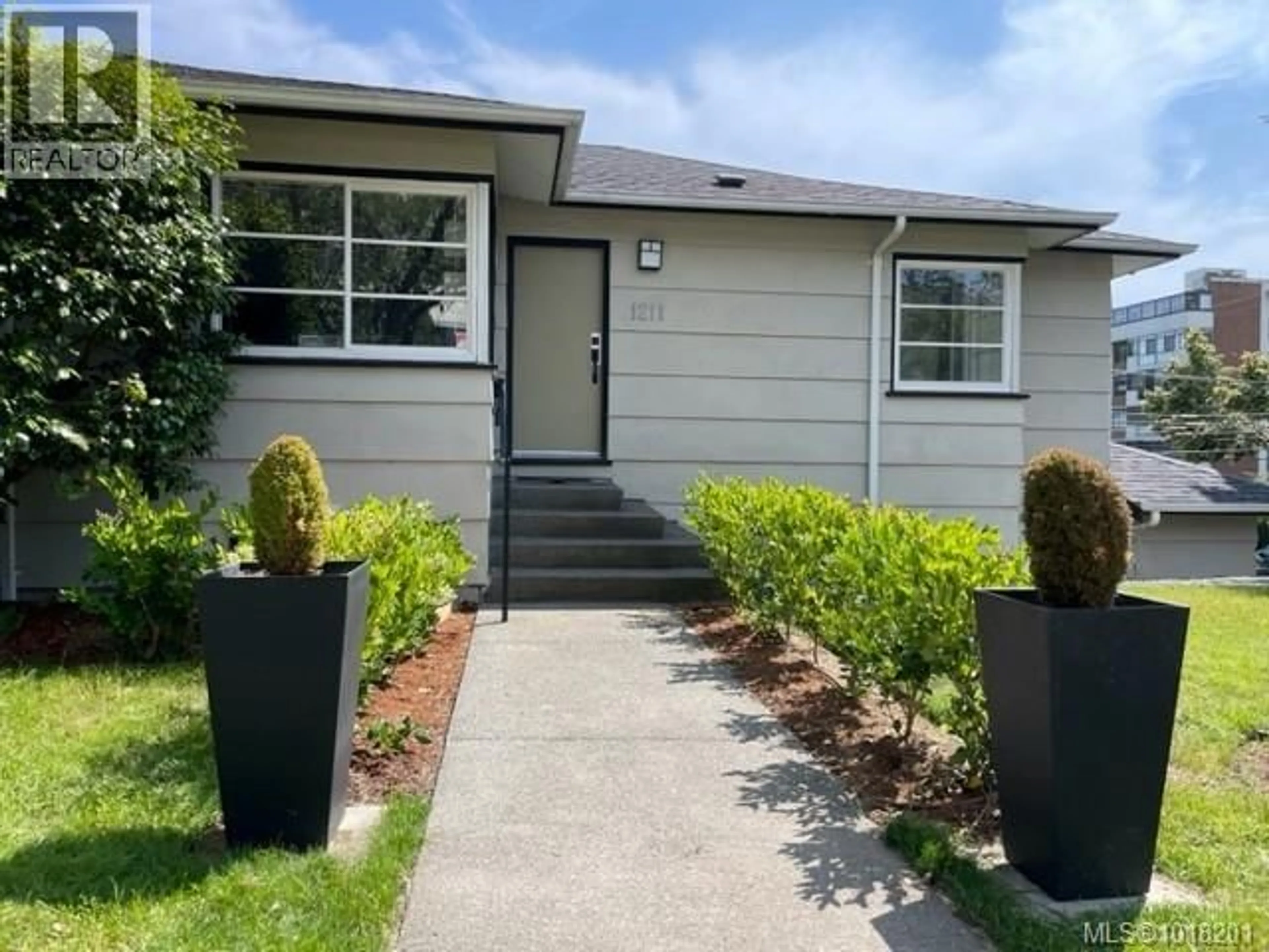 Home with vinyl exterior material, street for 1211 FAIRFIELD ROAD, Victoria British Columbia V8V3B3