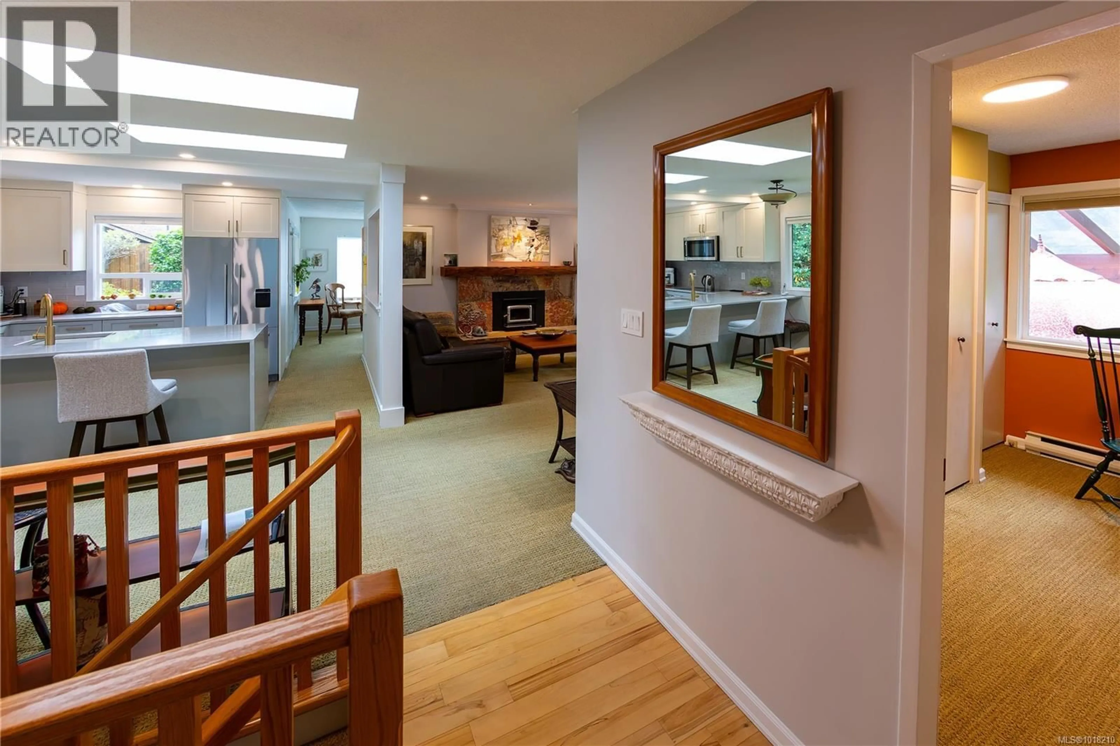 Indoor foyer for 1215 BRAITHWAITE DRIVE, Cobble Hill British Columbia V8H0G3