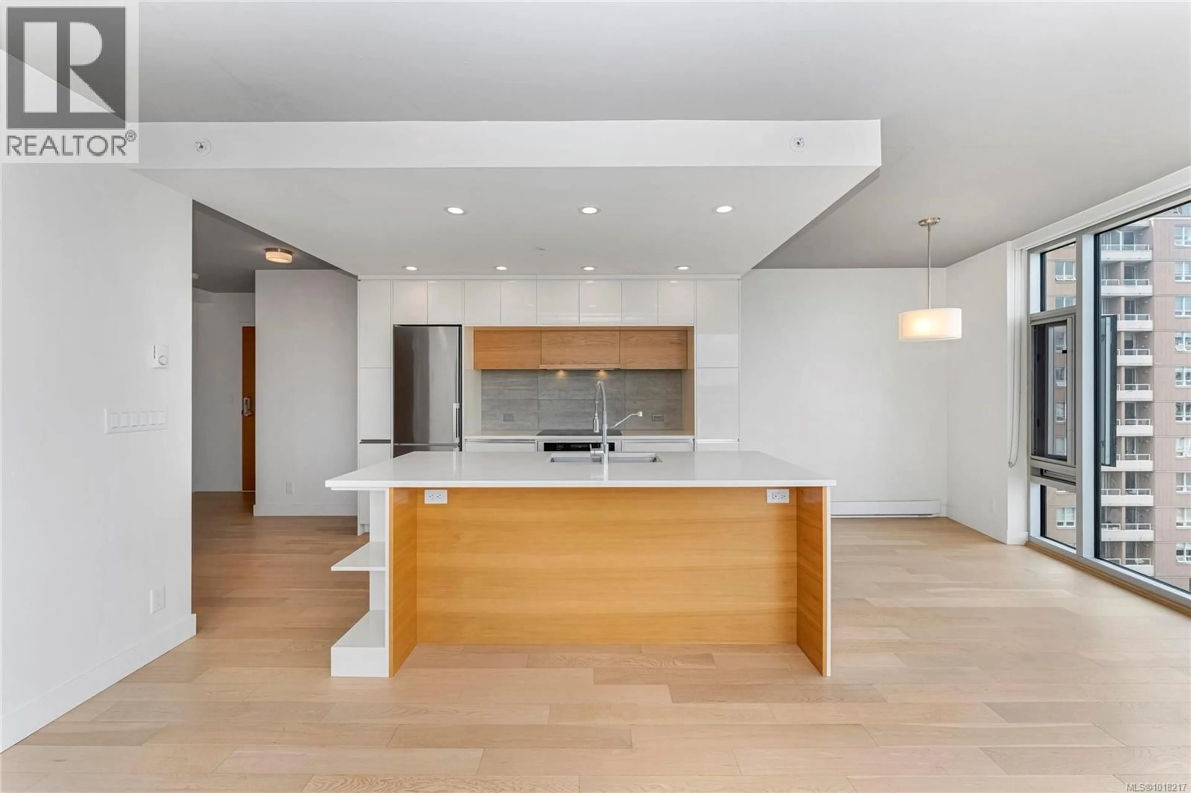 Open concept kitchen, unknown for 804 - 989 JOHNSON STREET, Victoria British Columbia V8V0E3