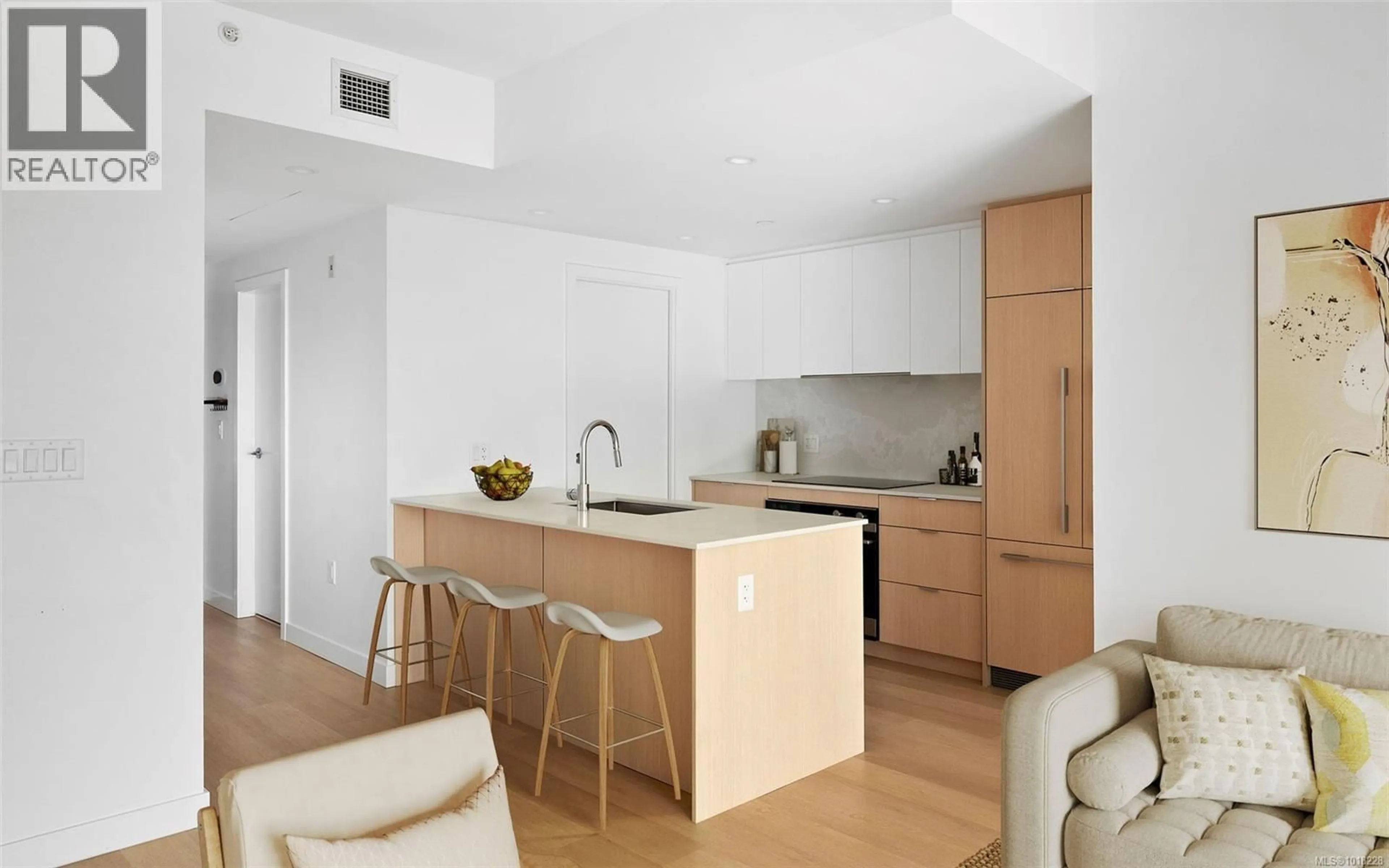 Contemporary kitchen, unknown for 809 - 1100 YATES STREET, Victoria British Columbia V8V0H5