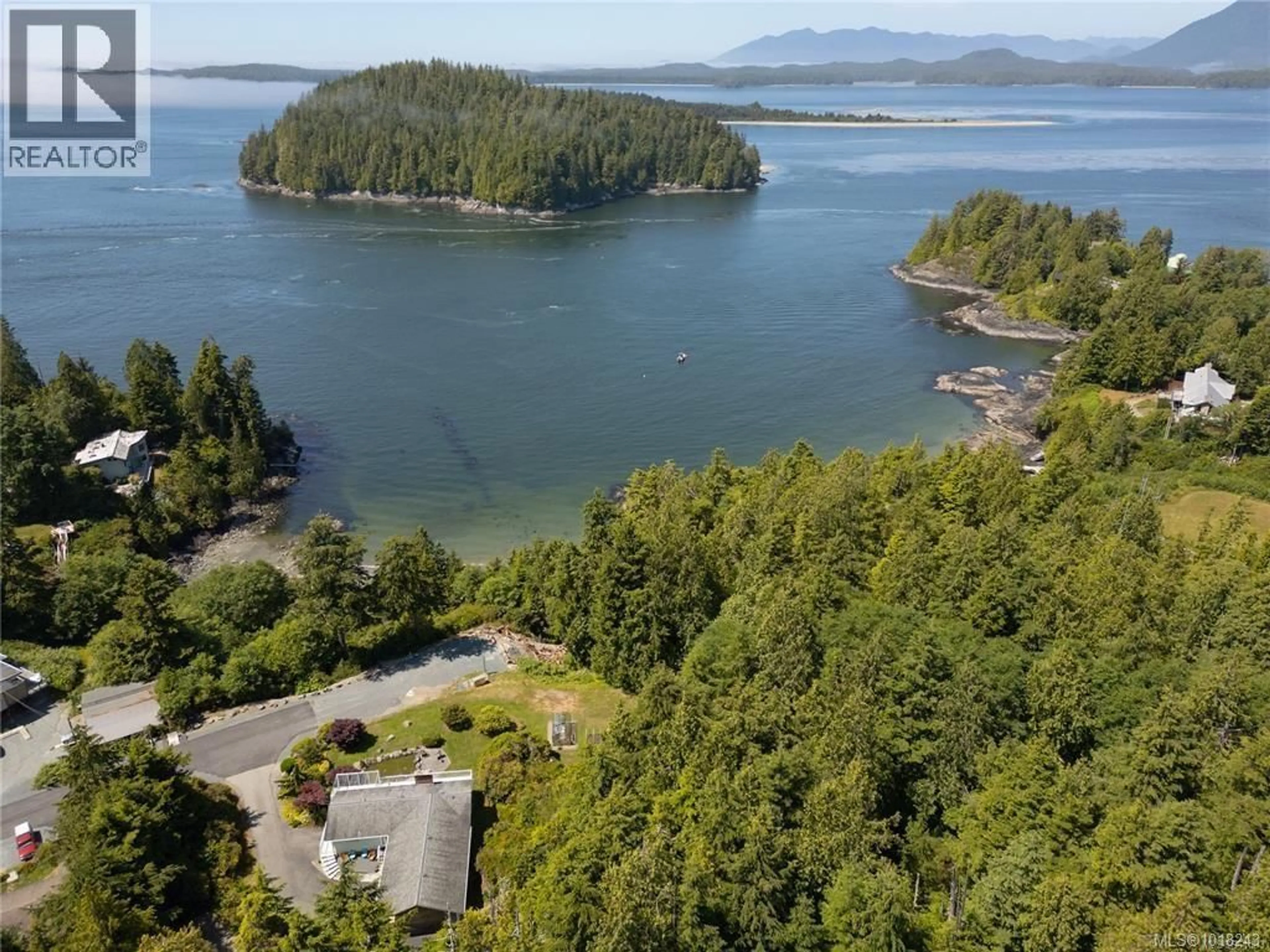 A pic from outside/outdoor area/front of a property/back of a property/a pic from drone, water/lake/river/ocean view for 270 CEDAR STREET, Tofino British Columbia V0R2Z0