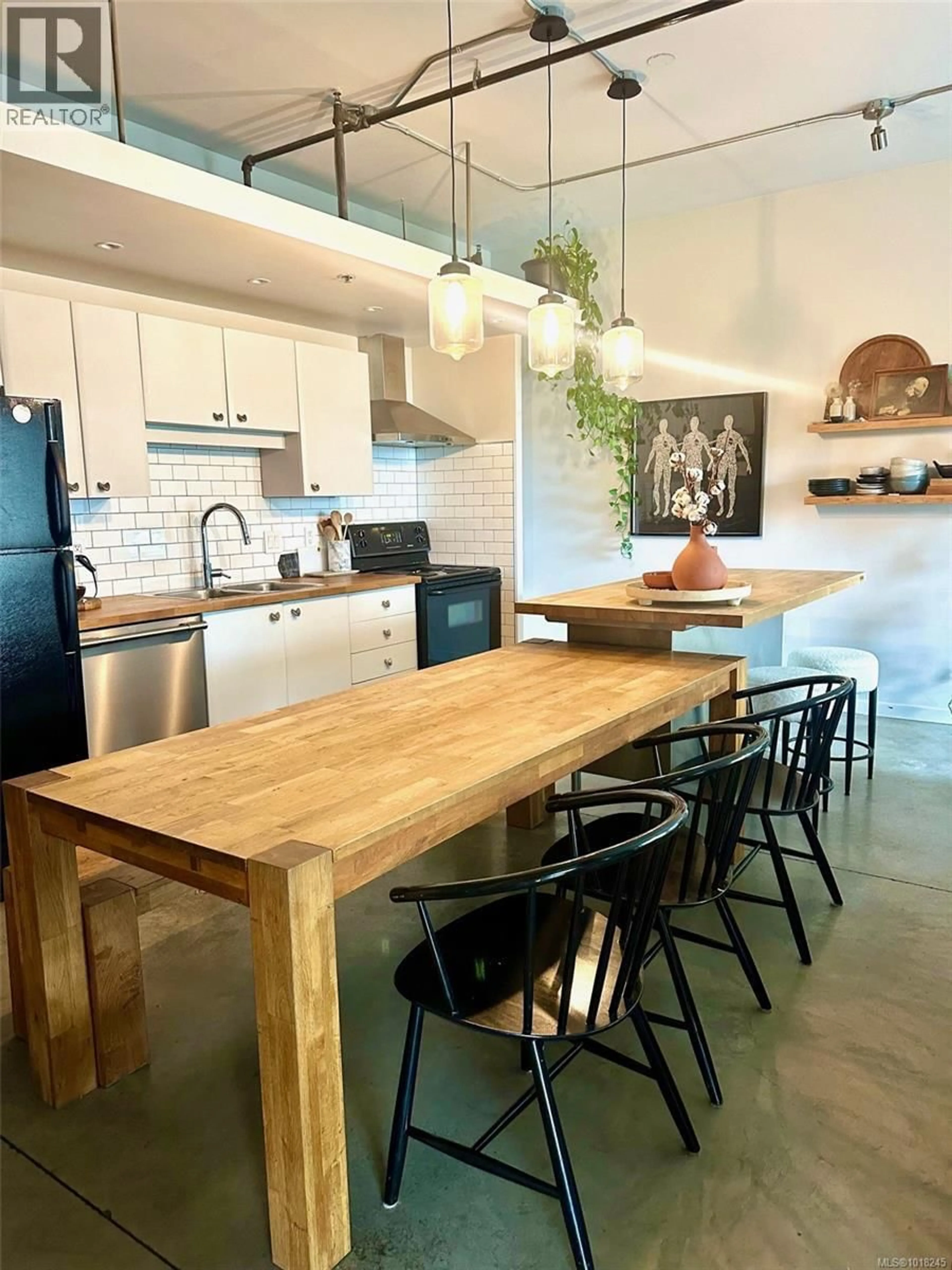 Open concept kitchen, unknown for 309 - 455 SITKUM ROAD, Victoria British Columbia V9A7N9