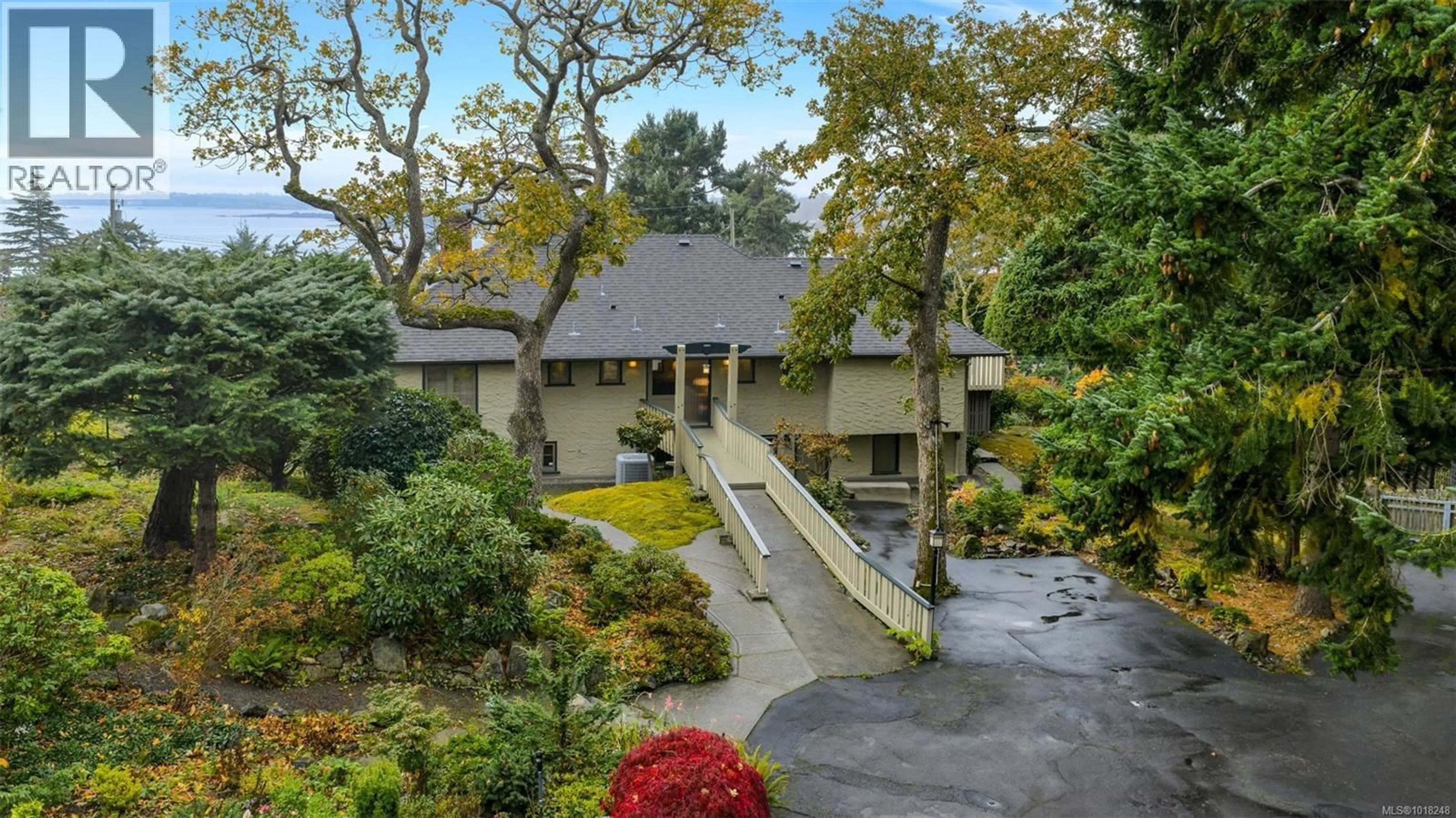 Unknown for 2850 SEA VIEW ROAD, Saanich British Columbia V8N1K8