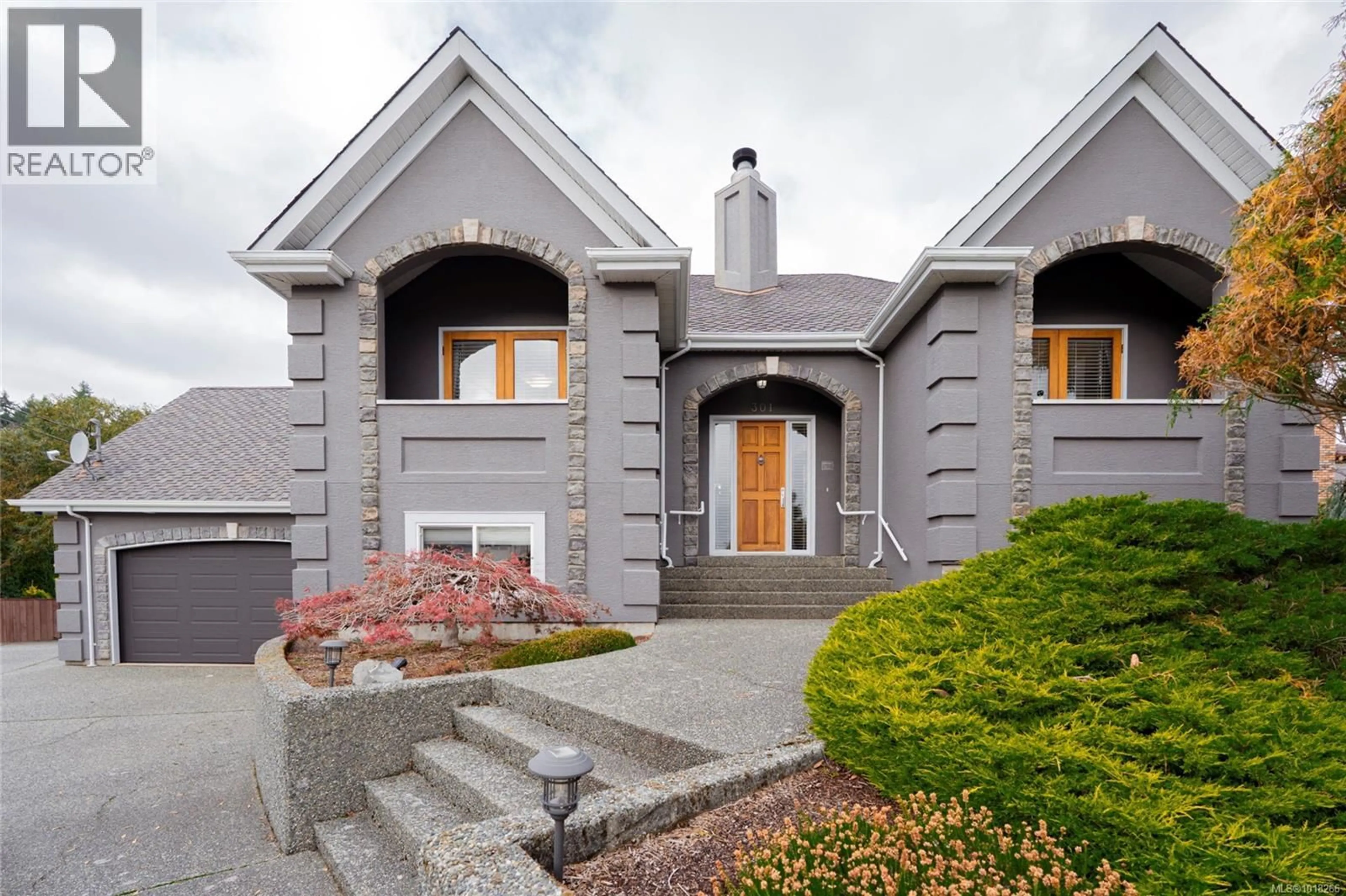 Home with brick exterior material, street for 301 MOUNT ROYAL PLACE, Nanaimo British Columbia V9R6A4