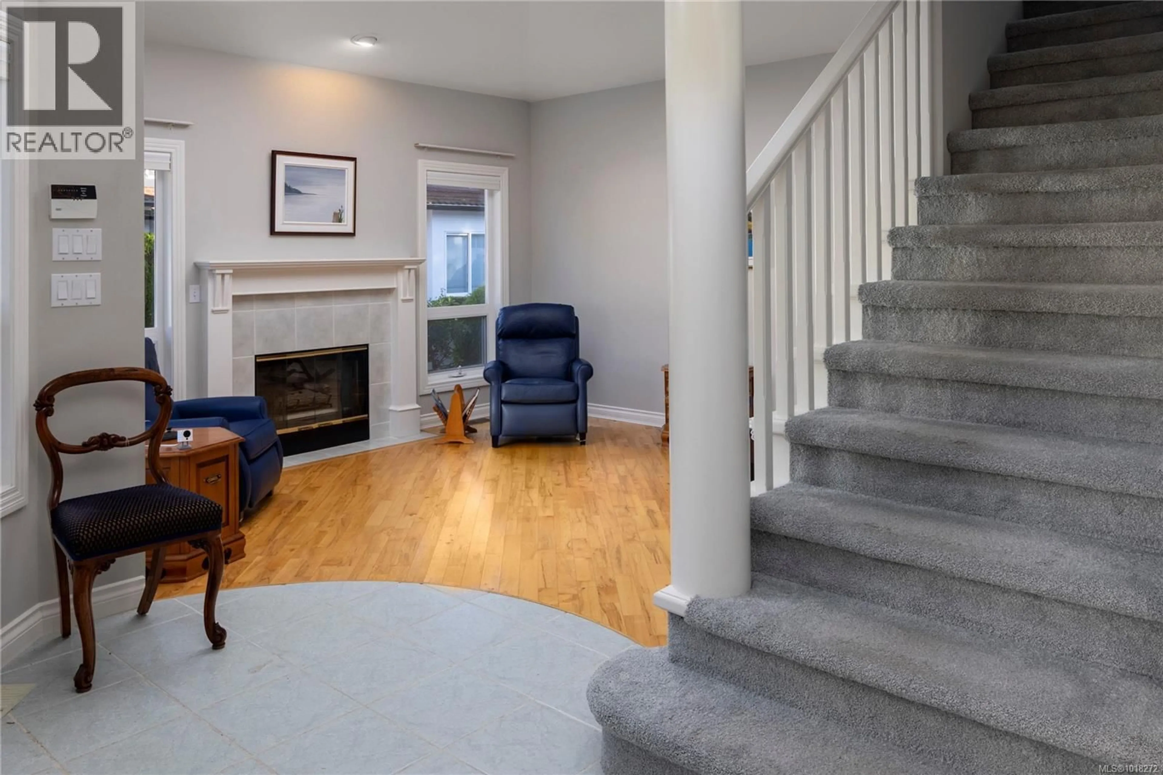 Living room with furniture, unknown for 7 - 919 PEMBERTON ROAD, Victoria British Columbia V8S3R5