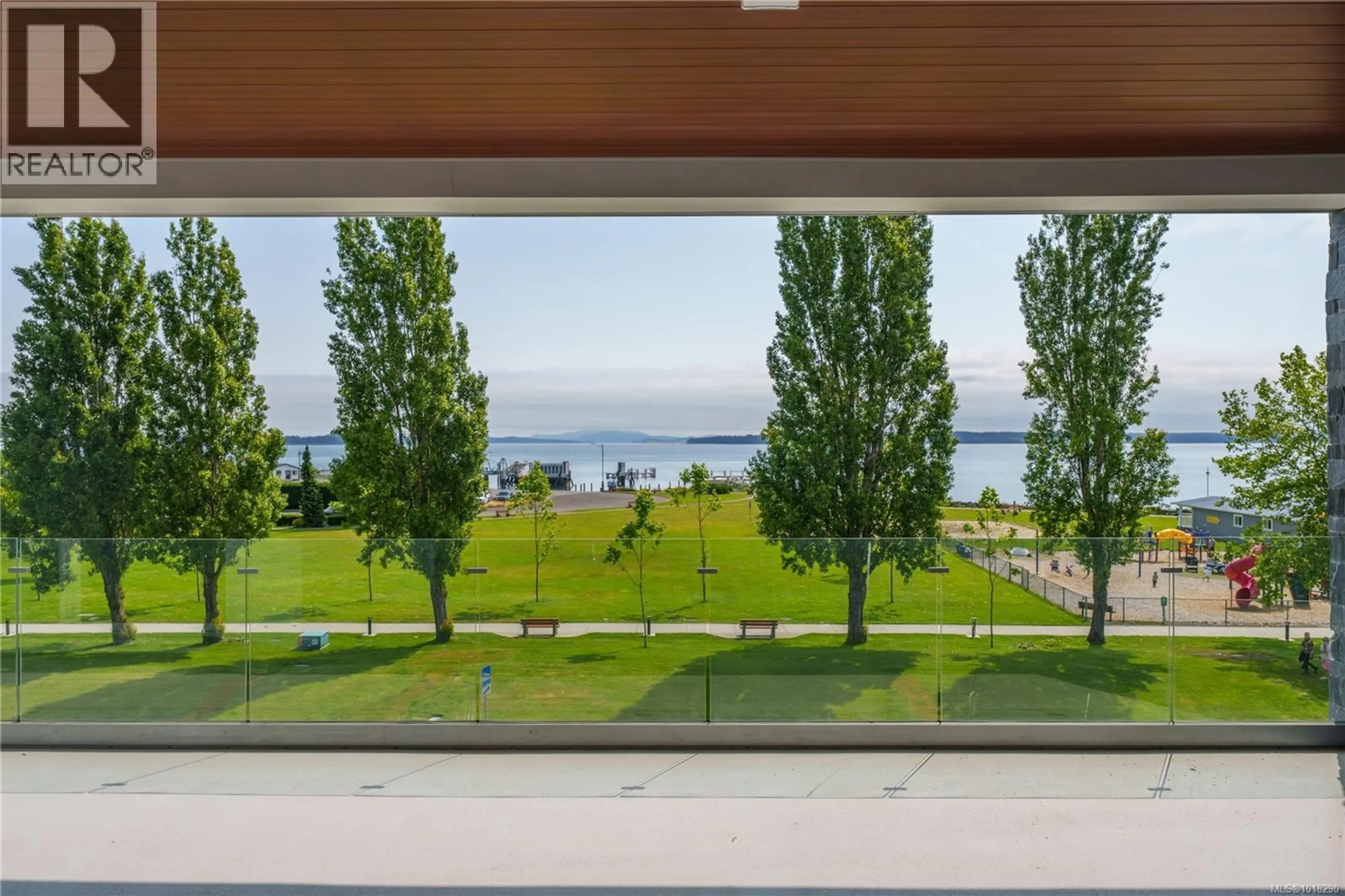 Unknown for 302 - 9570 FIFTH STREET, Sidney British Columbia V8L2W5