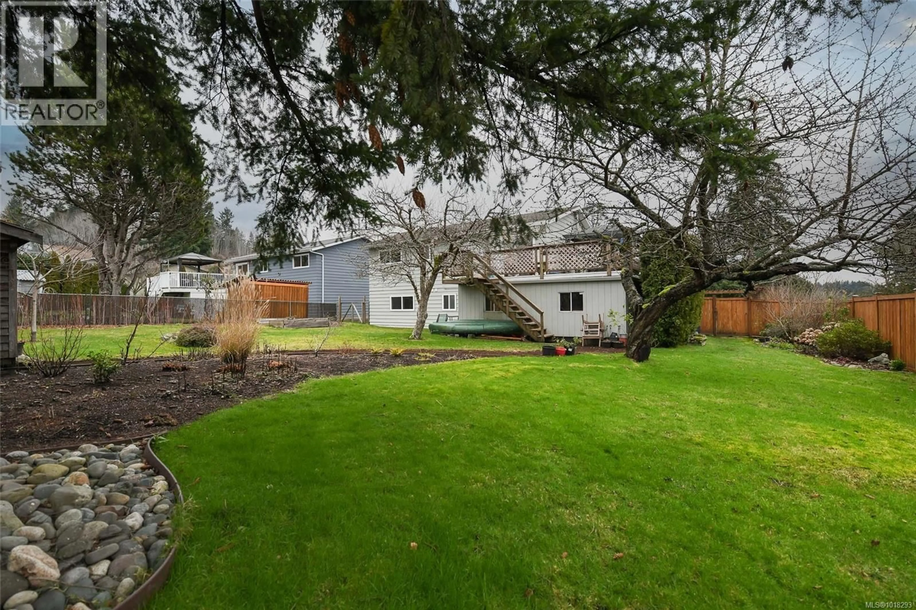 A pic from outside/outdoor area/front of a property/back of a property/a pic from drone, unknown for 1710 DINGWALL ROAD, Courtenay British Columbia V9N3S9
