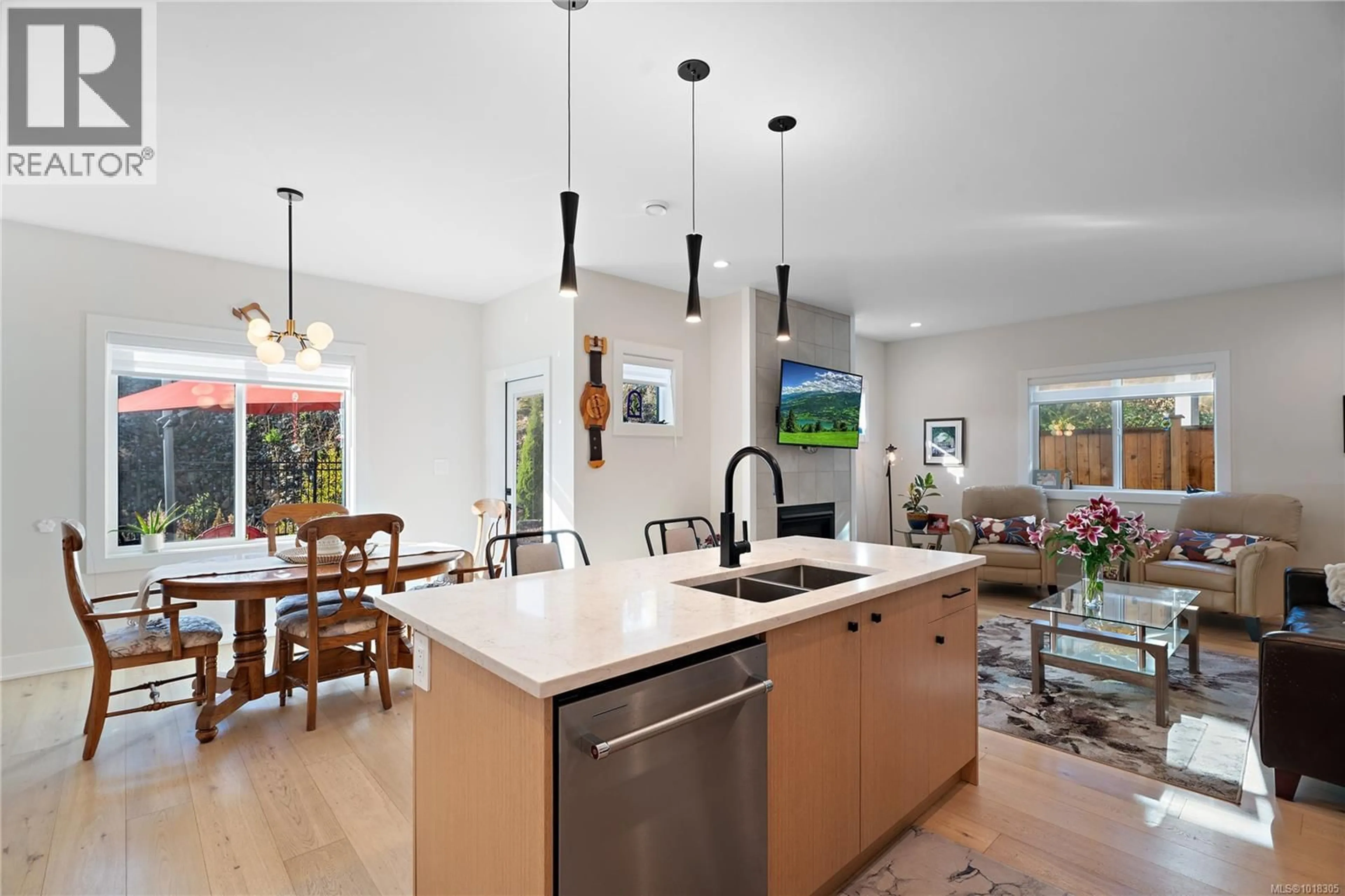 Open concept kitchen, unknown for 1313 GABBRO LANE, Langford British Columbia V9B5N1