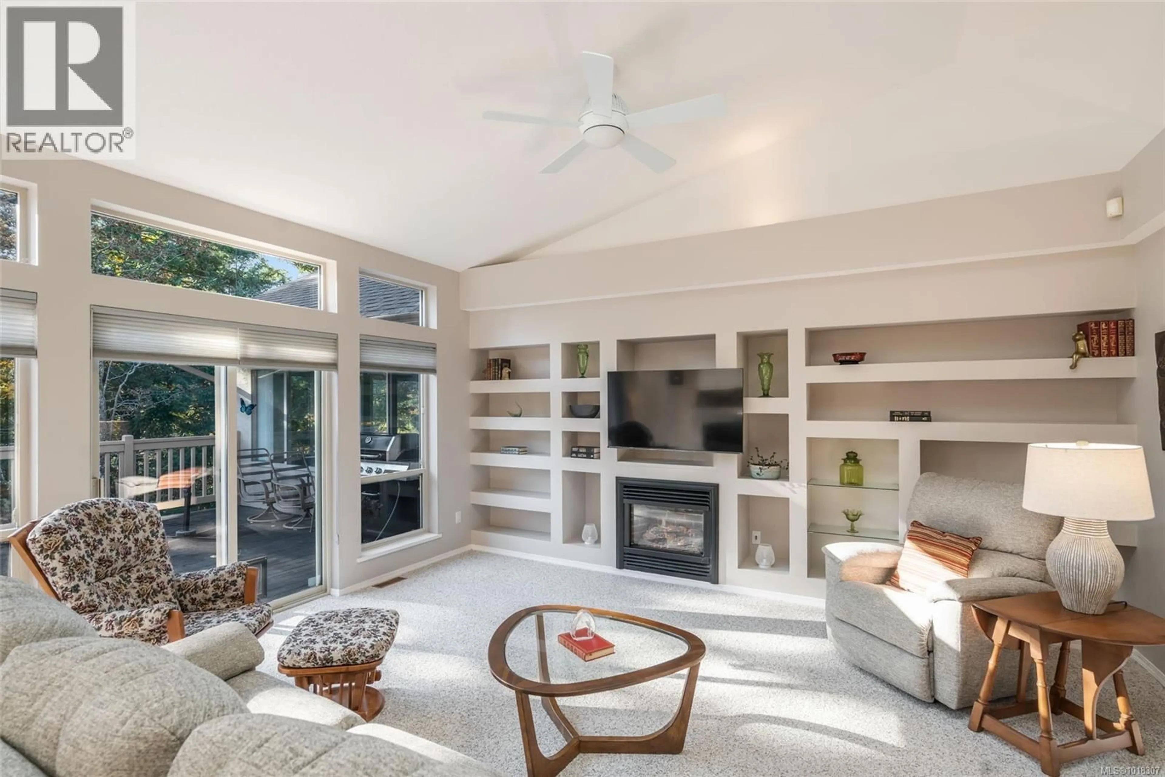 Living room with furniture, unknown for 3285 HOBART PLACE, Nanoose Bay British Columbia V9P9H6