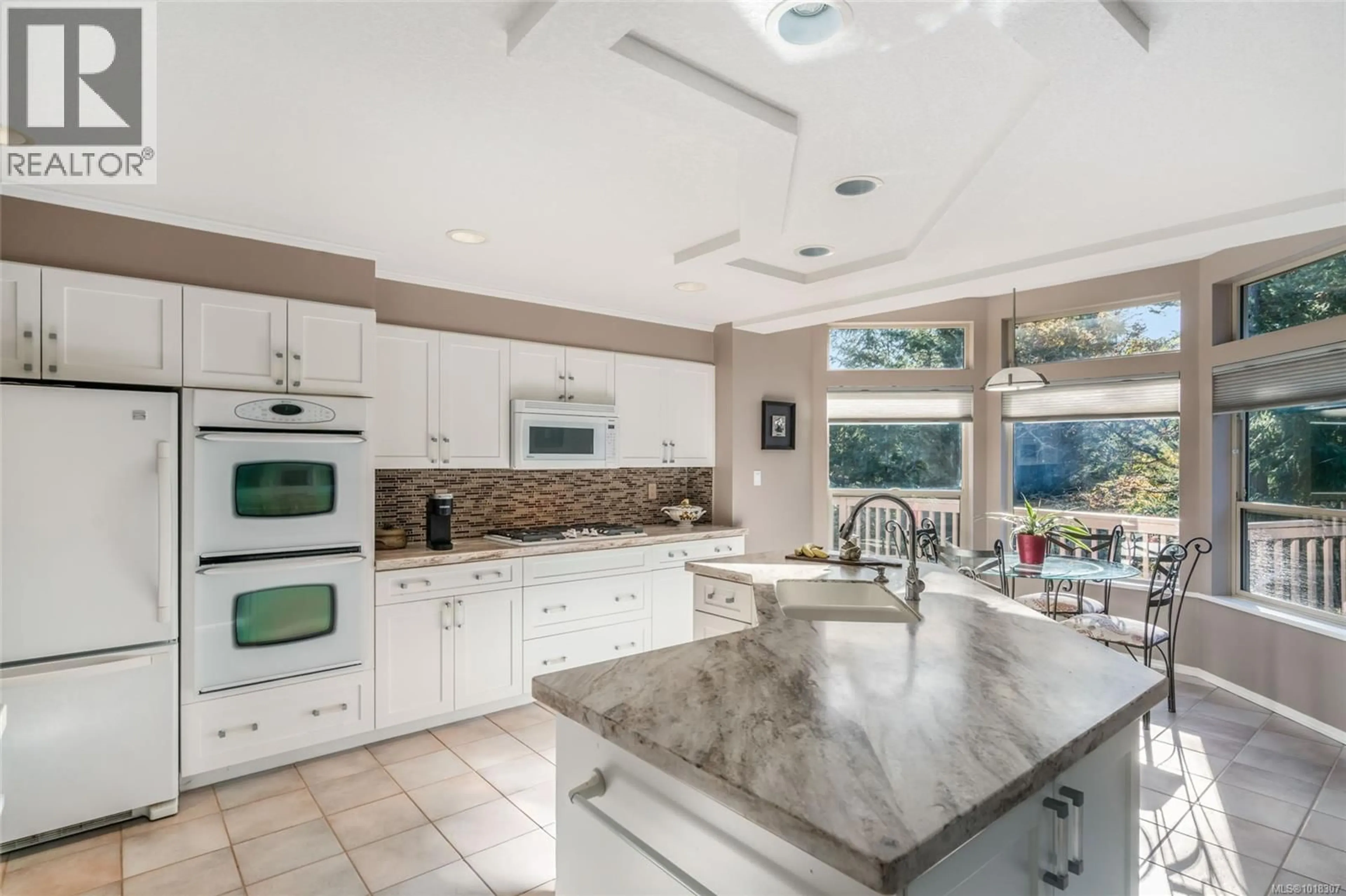 Open concept kitchen, ceramic/tile floor for 3285 HOBART PLACE, Nanoose Bay British Columbia V9P9H6