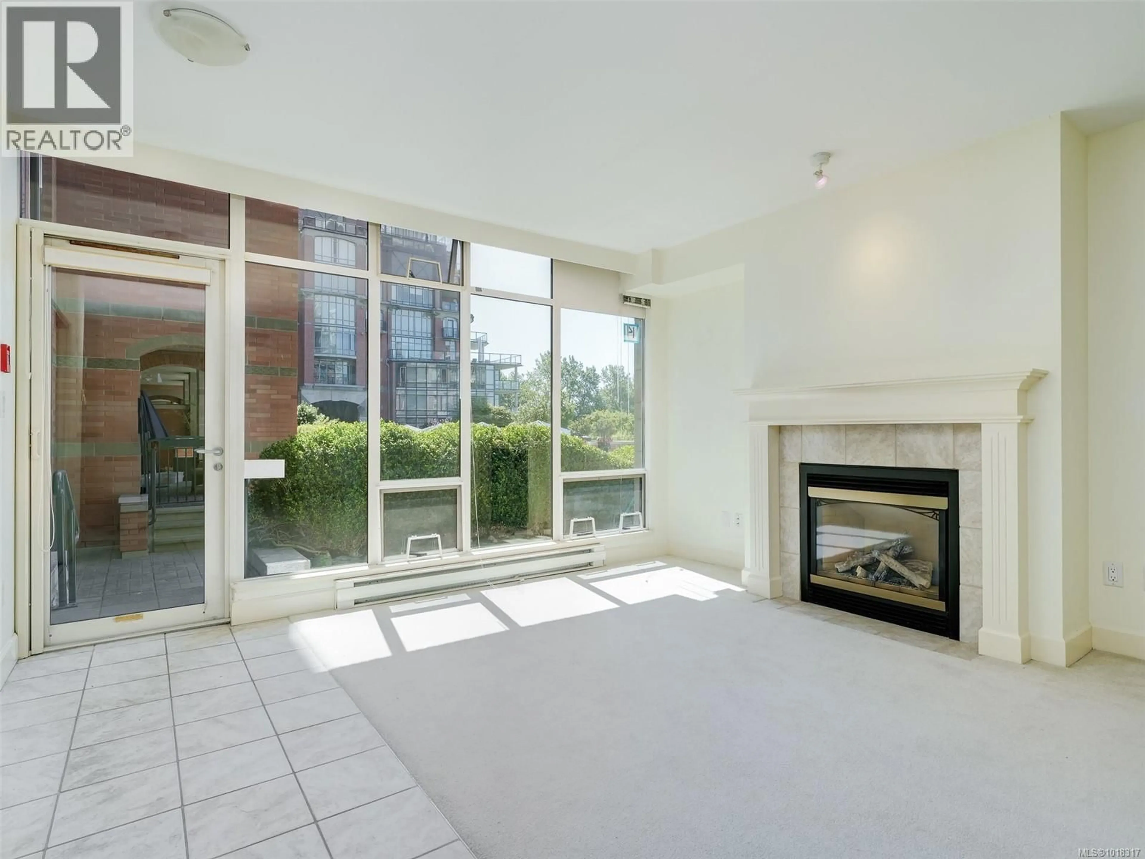 Unknown for 14 - 21 DALLAS ROAD, Victoria British Columbia V9A4Z9