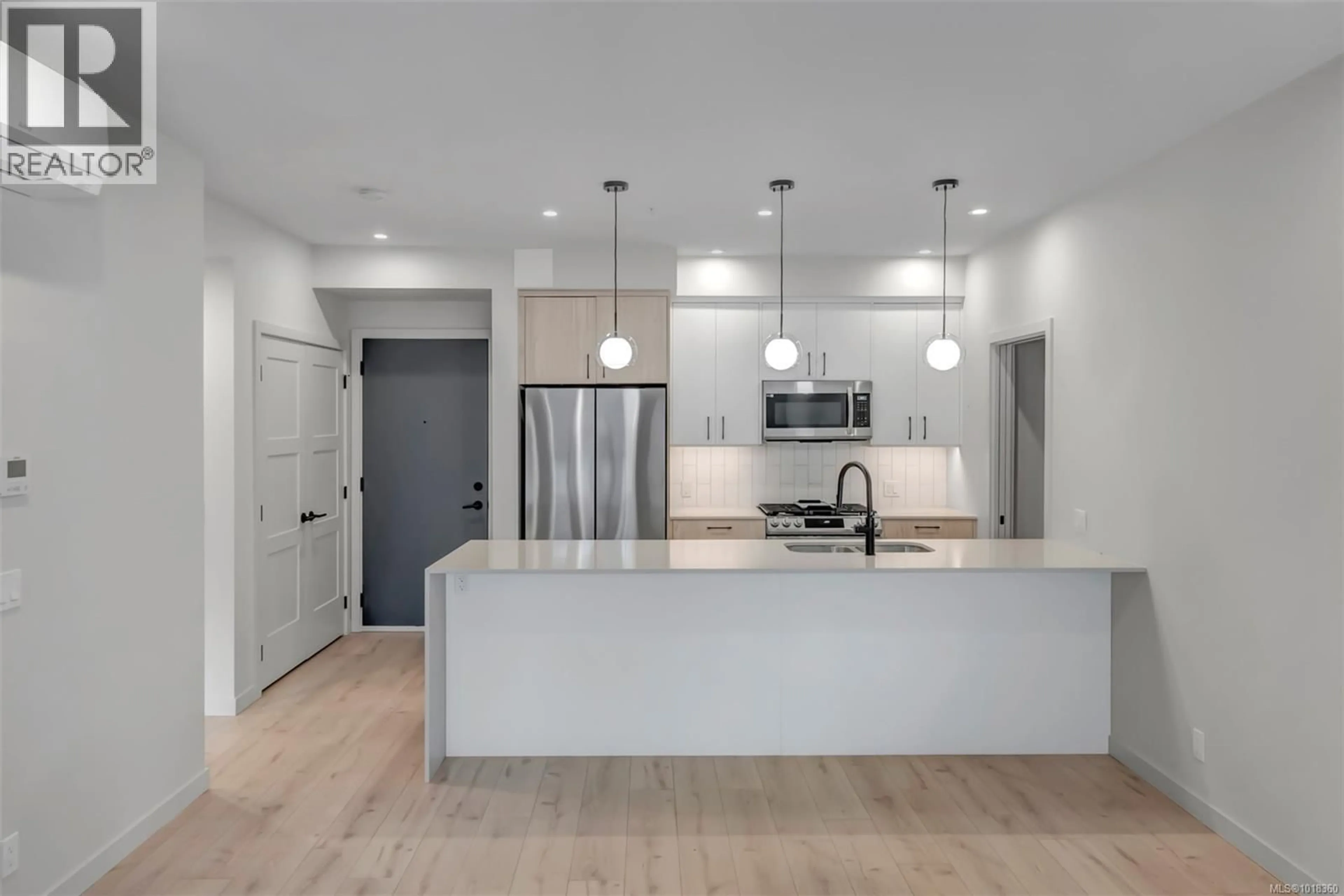 Open concept kitchen, unknown for 408 - 958 PHAROAH MEWS, Langford British Columbia V9B7A1
