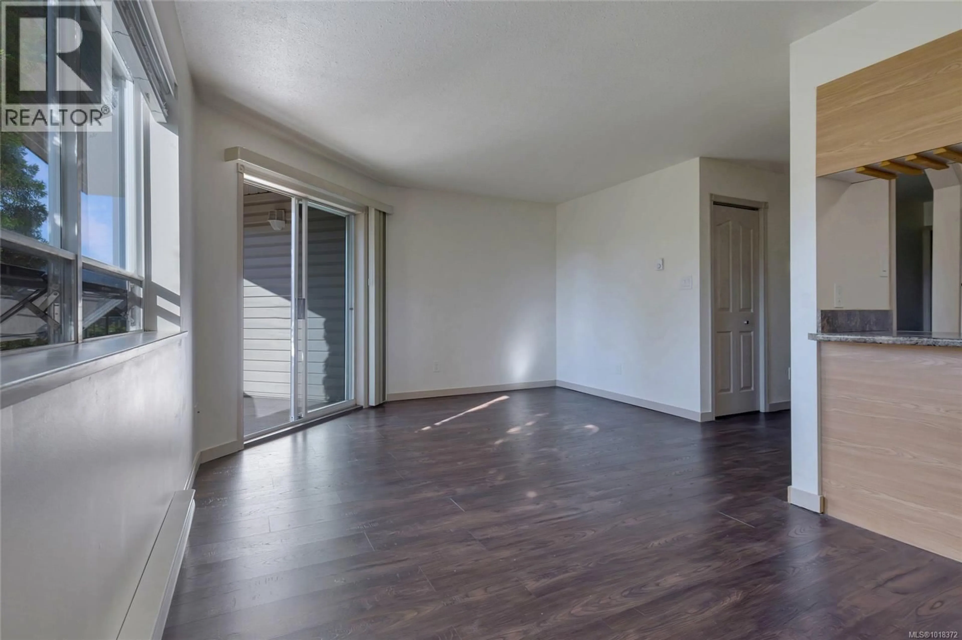 A pic of a room for 204 - 1900 BOWEN ROAD, Nanaimo British Columbia V9S5S6