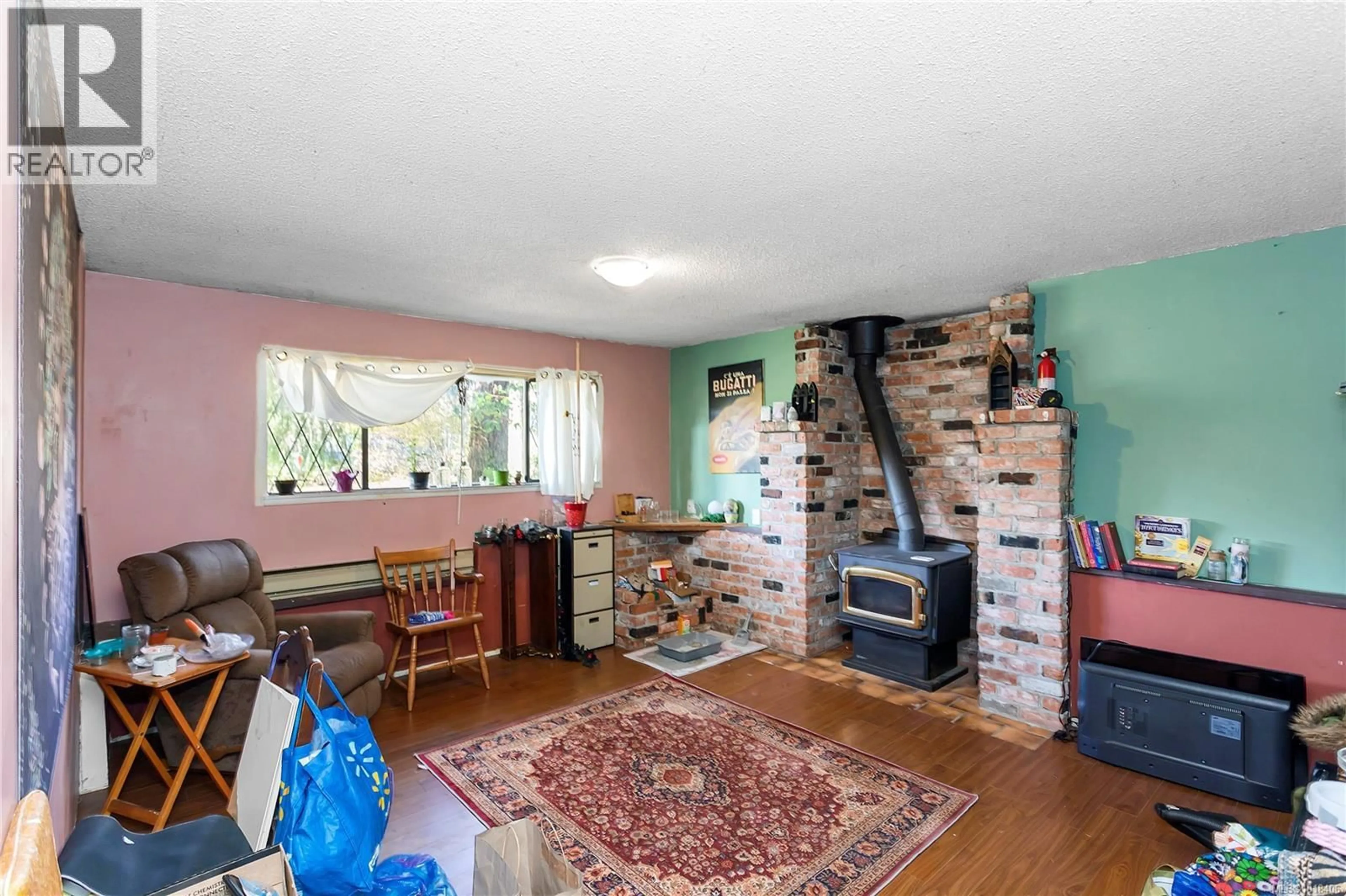 Unknown for 2376 YORK CRESCENT, Nanaimo British Columbia V9T4N3