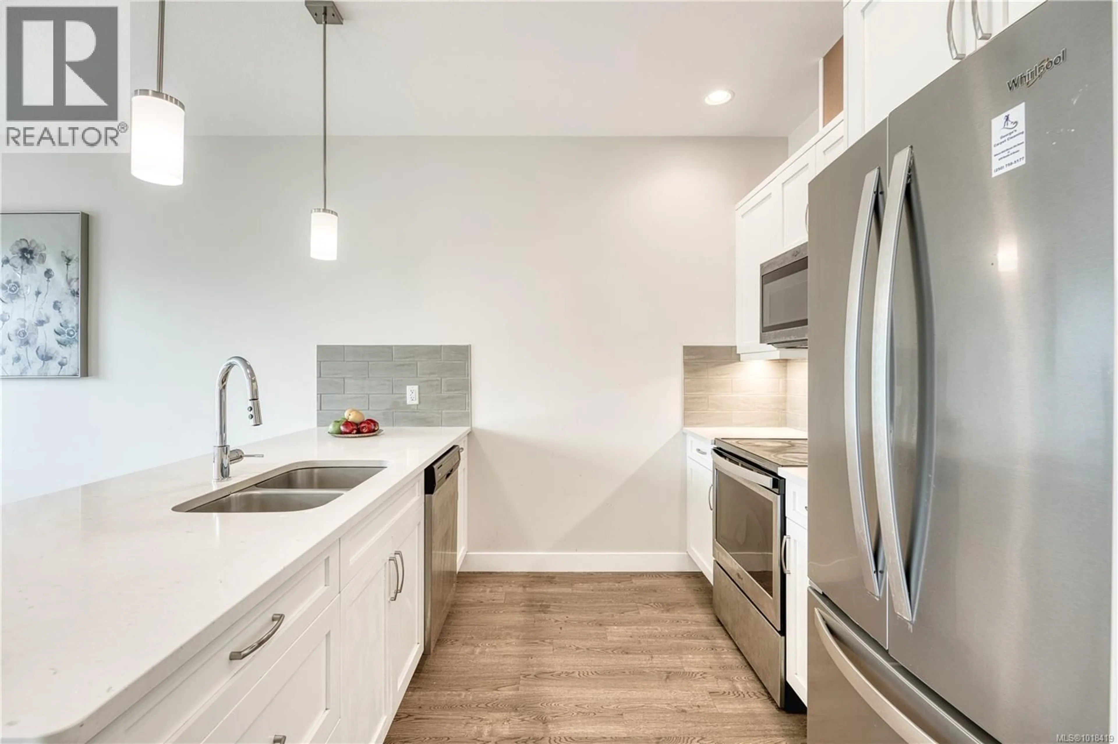 Open concept kitchen, unknown for 109 - 1800 SUMMERHILL PLACE, Nanaimo British Columbia V9S0C7